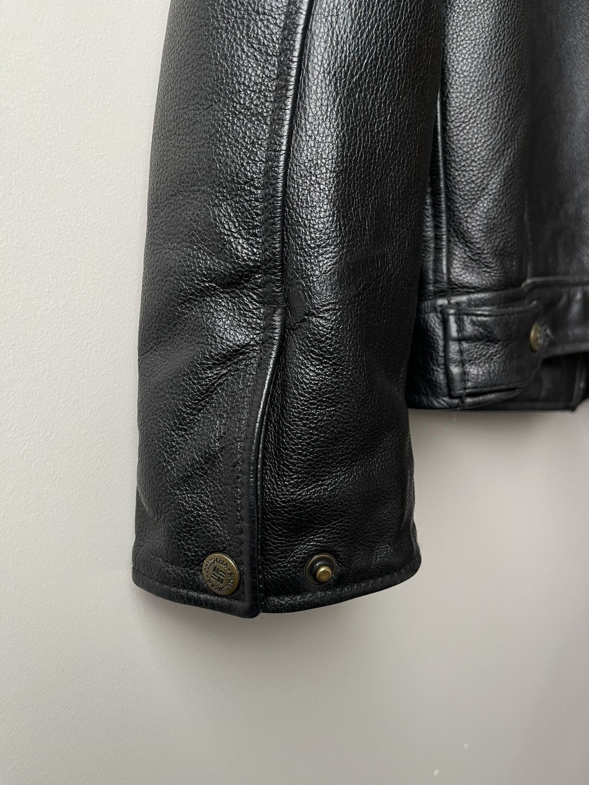 Vintage Vintage Columbia Minimalist Leather Jacket Size US S / EU 44-46 / 1 - 17 Thumbnail