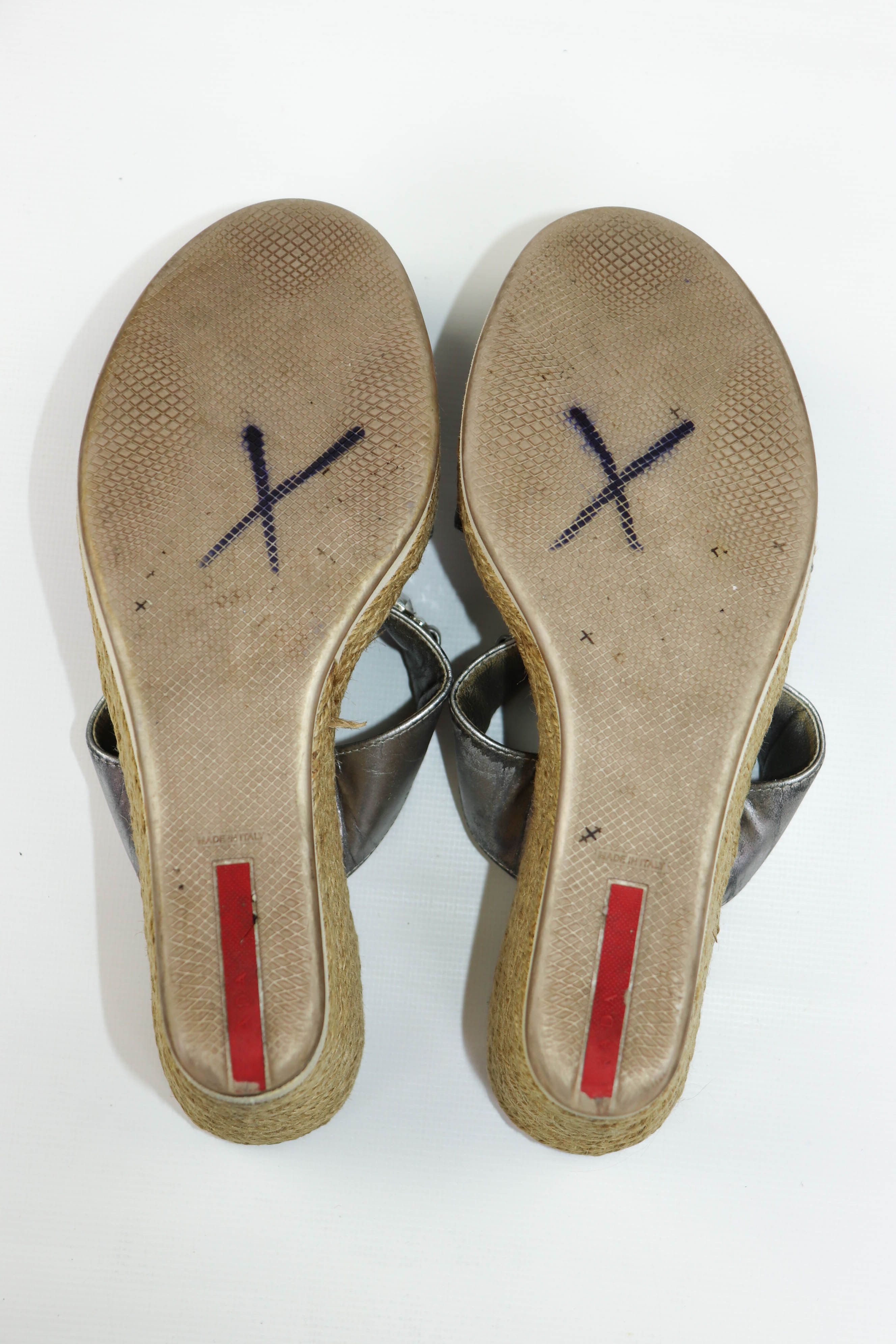 Prada Prada Women’s Vintage Y2K Silver Grey Platform Sandals Shoes Size US 7.5 / IT 37.5 - 11 Thumbnail