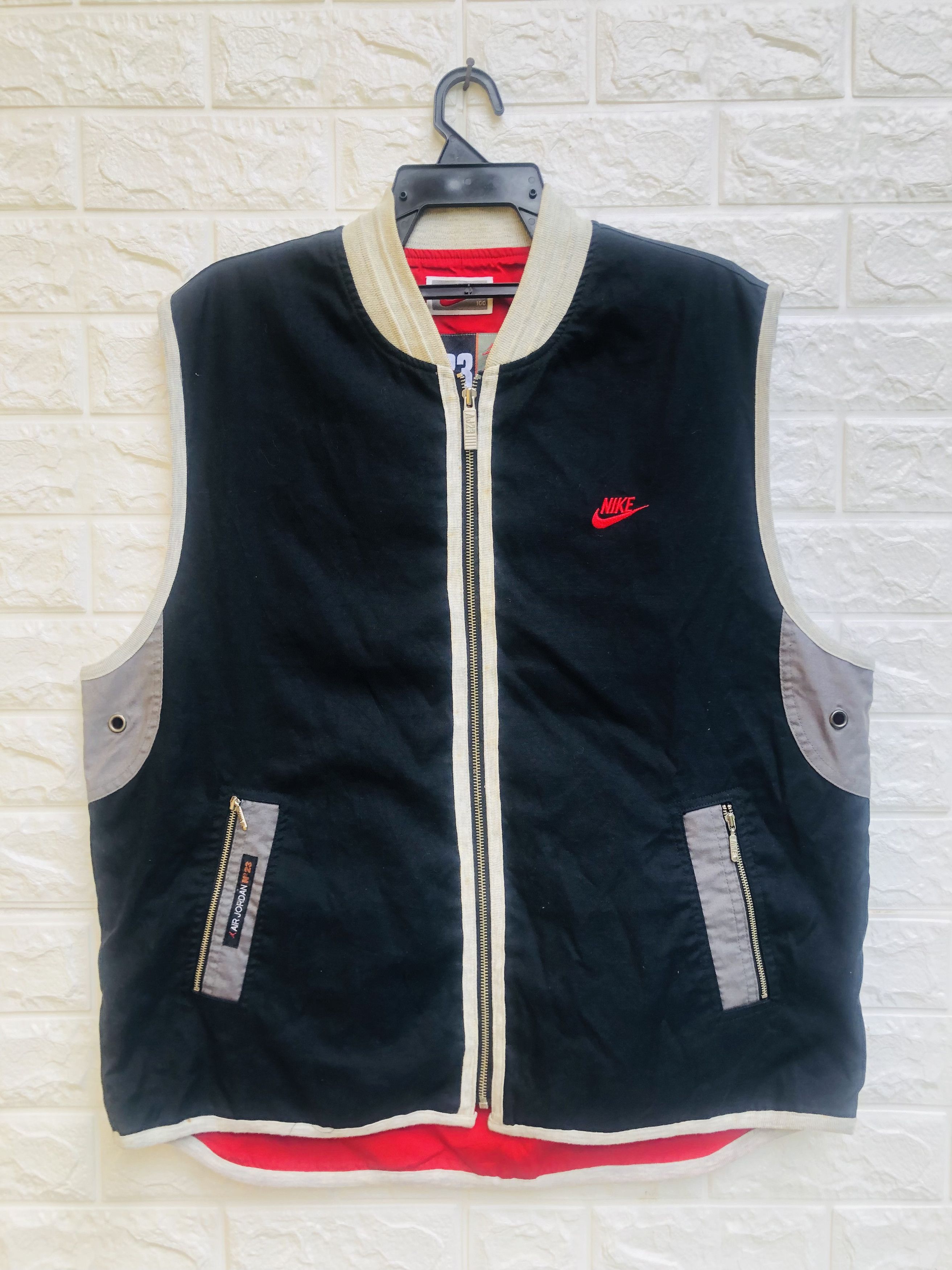 Nike Vintage Nike Air Jordan Streetwear Designer Fashion Style Size US L / EU 52-54 / 3 - 1 Thumbnail