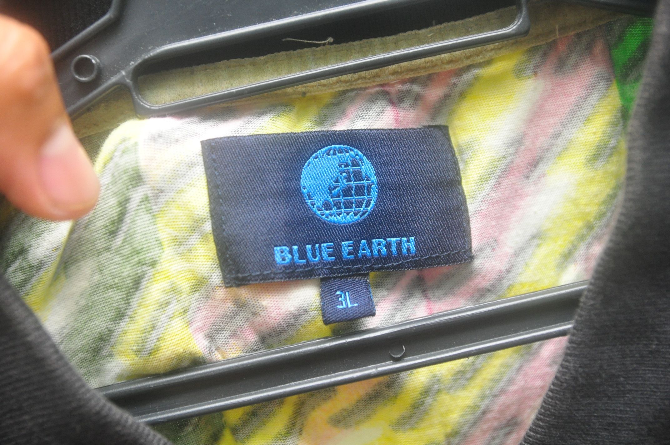 Designer × Japanese Brand Vintage Blue Earth Multicolour Travis Scott Fashion Style Size US L / EU 52-54 / 3 - 5 Thumbnail