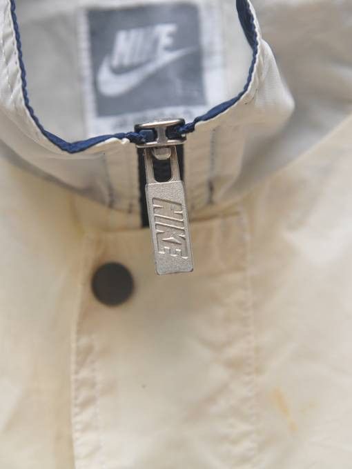 Japanese Brand × Nike Vintage Nike Travis Scott Fashion Style Windbreaker Size US L / EU 52-54 / 3 - 5 Thumbnail