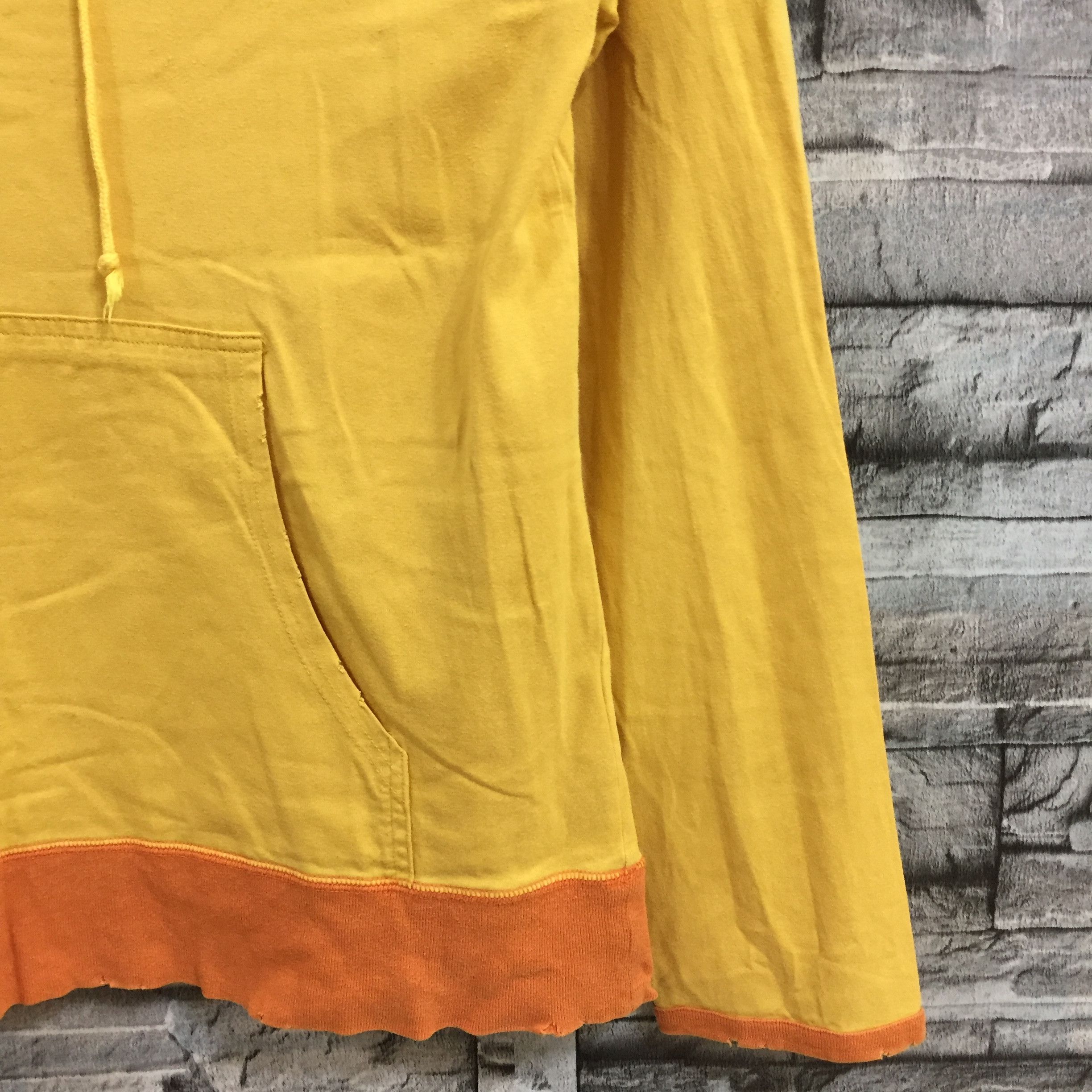 Japanese Brand Vintage Takeo Kikuchi hoodie big logo Size 3 fits M Size US M / EU 48-50 / 2 - 6 Thumbnail