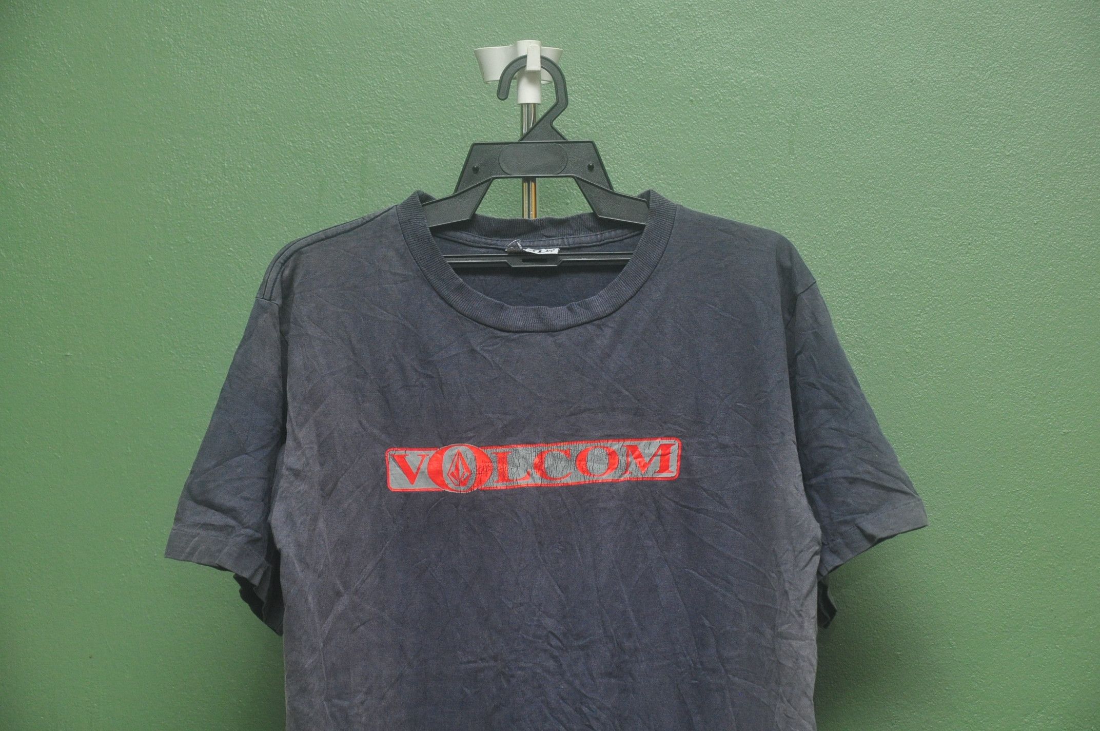 Japanese Brand × Volcom Vintage Volcom 90s Skateboarding Big Logo Shirt XL Stussy Size US L / EU 52-54 / 3 - 3 Thumbnail