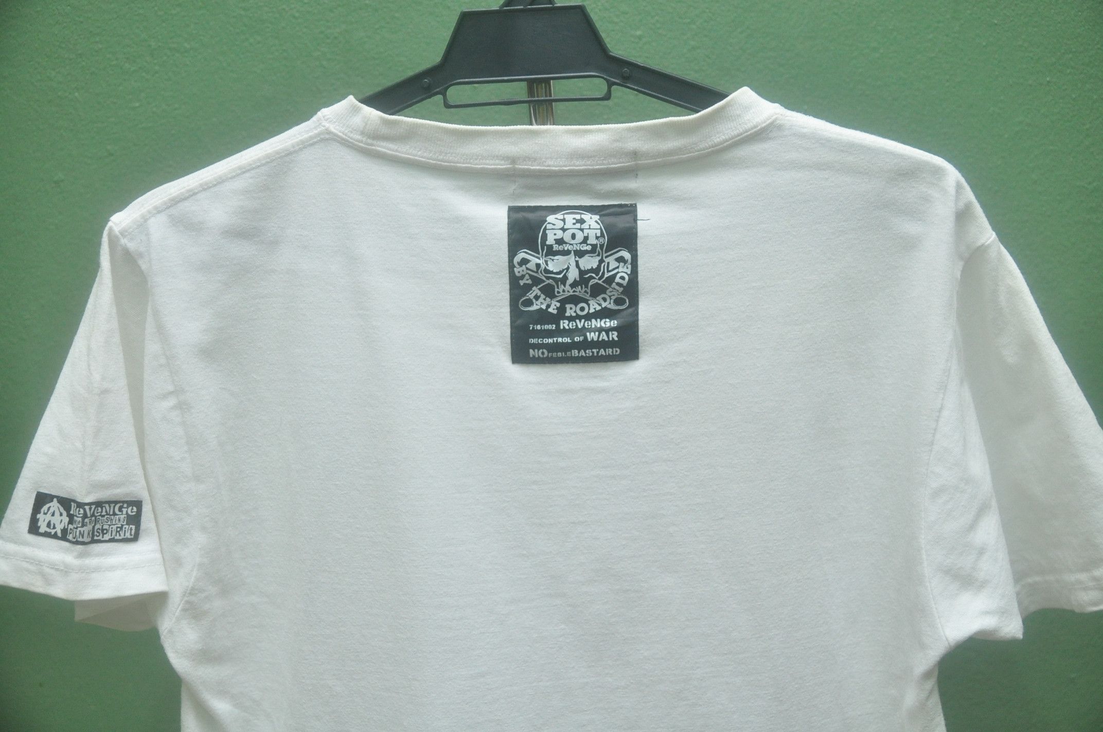 Japanese Brand × Vintage Vintage Sex Pot Revenge Punk Spirit Roadside White Shirt Size US M / EU 48-50 / 2 - 4 Thumbnail