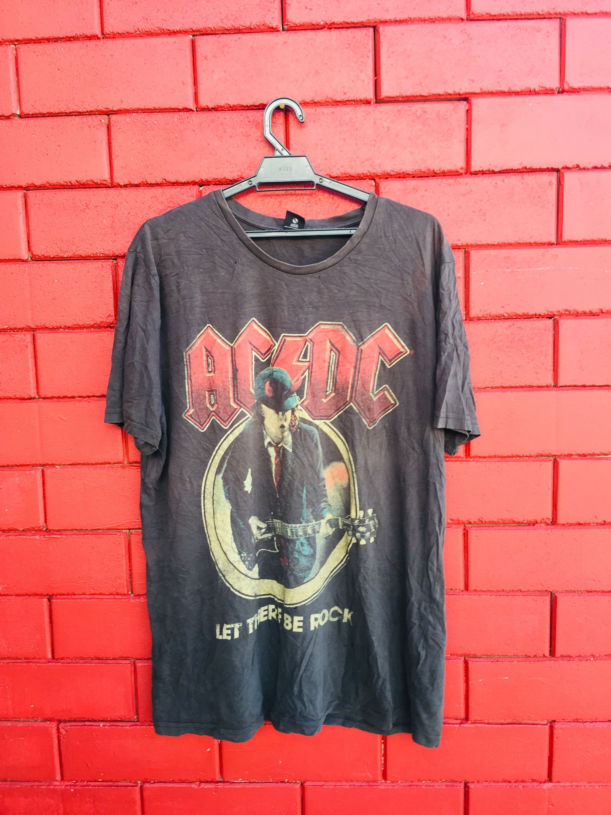 Band Tees × Japanese Brand AC/DC Band Music Shirt Travis Scott Fashion Style Size US L / EU 52-54 / 3 - 1 Thumbnail