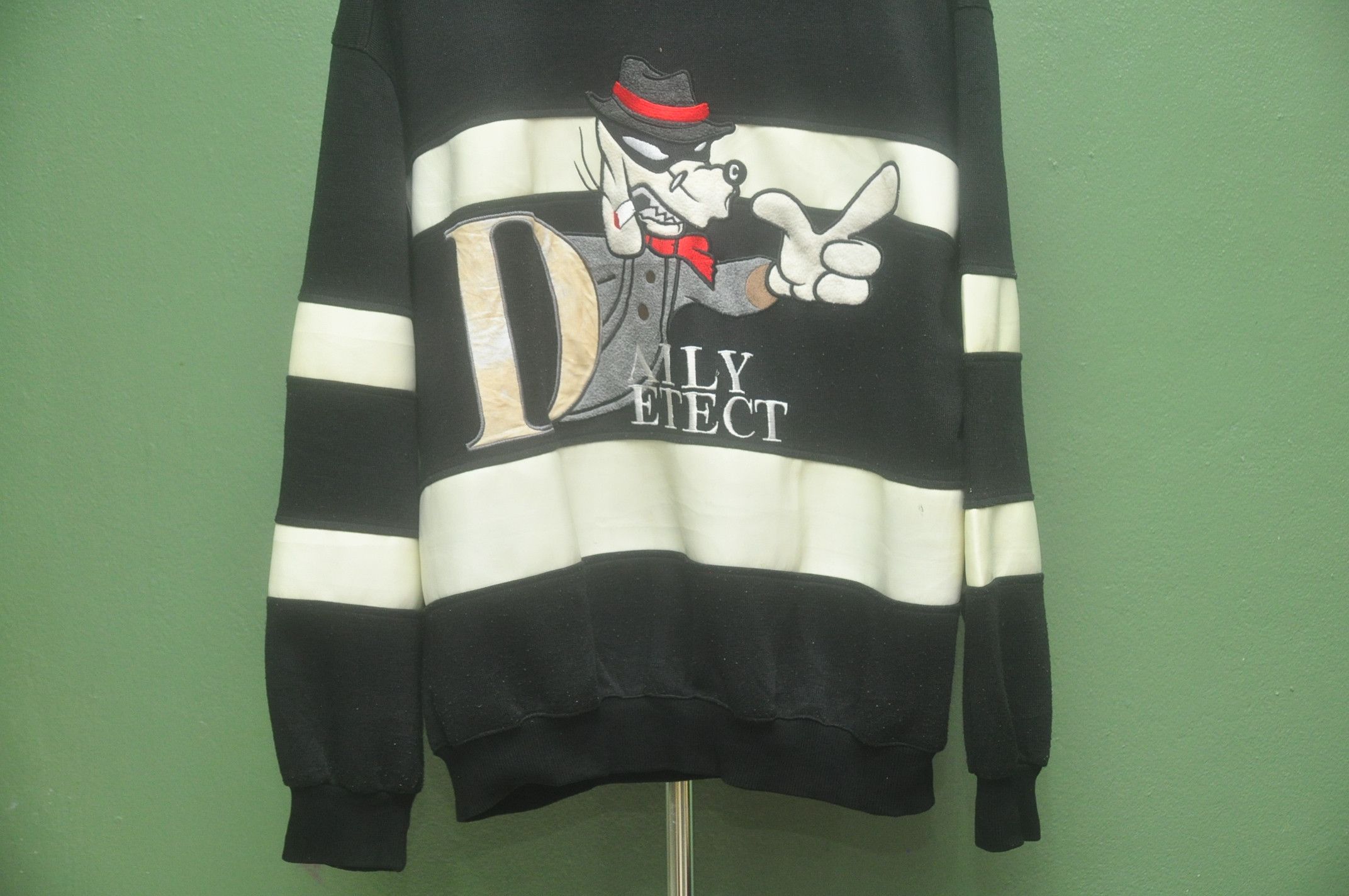 Japanese Brand × Vintage Vintage Daily Detect Detective Cartoon Sweatshirt Travis Size US L / EU 52-54 / 3 - 4 Thumbnail