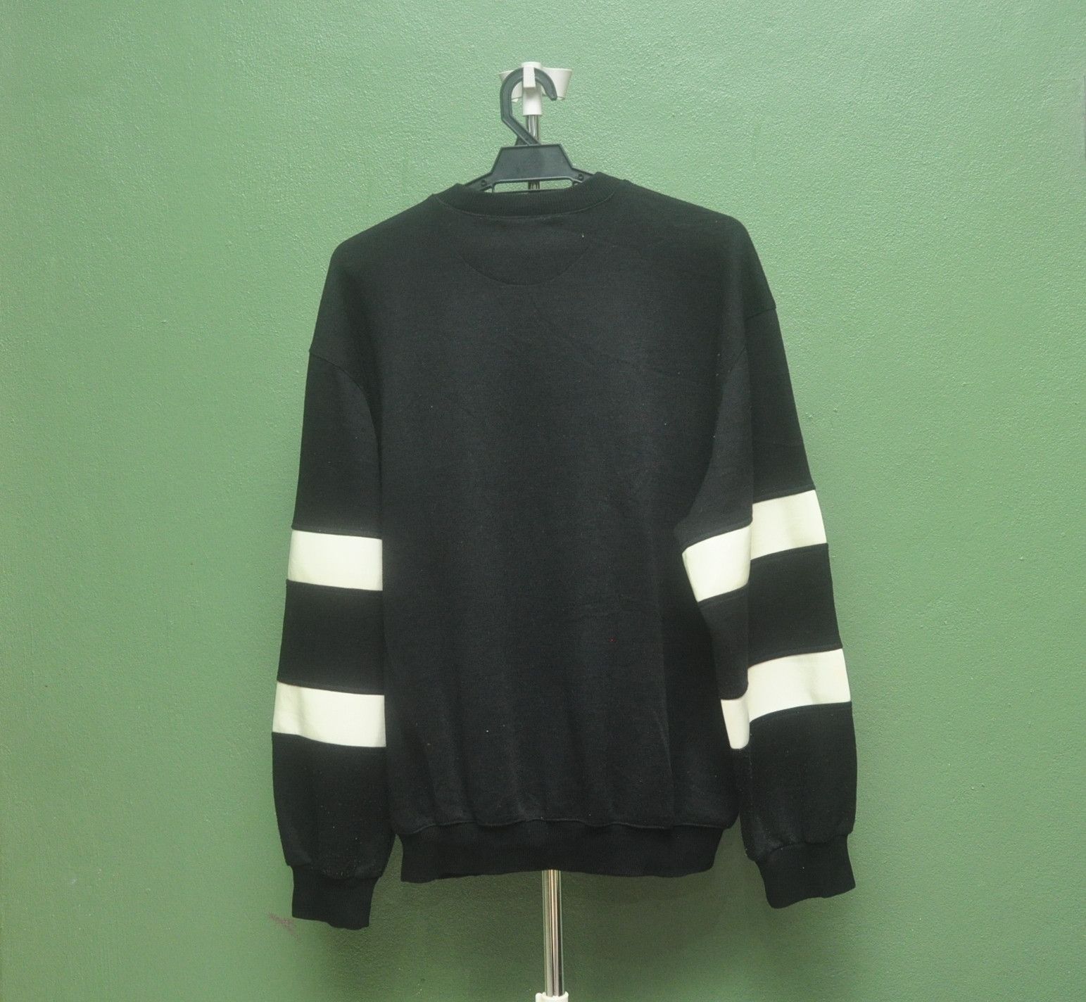 Japanese Brand × Vintage Vintage Daily Detect Detective Cartoon Sweatshirt Travis Size US L / EU 52-54 / 3 - 2 Thumbnail