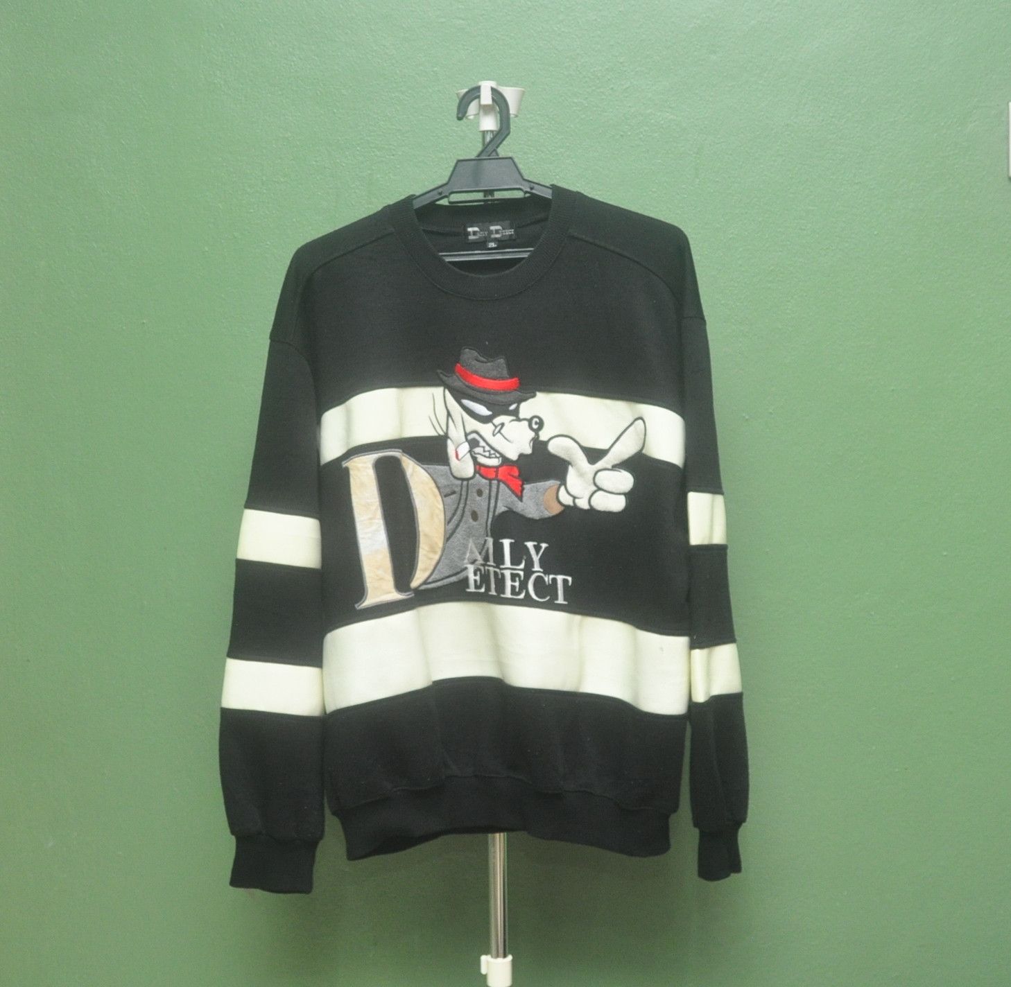 Japanese Brand × Vintage Vintage Daily Detect Detective Cartoon Sweatshirt Travis Size US L / EU 52-54 / 3 - 1 Thumbnail