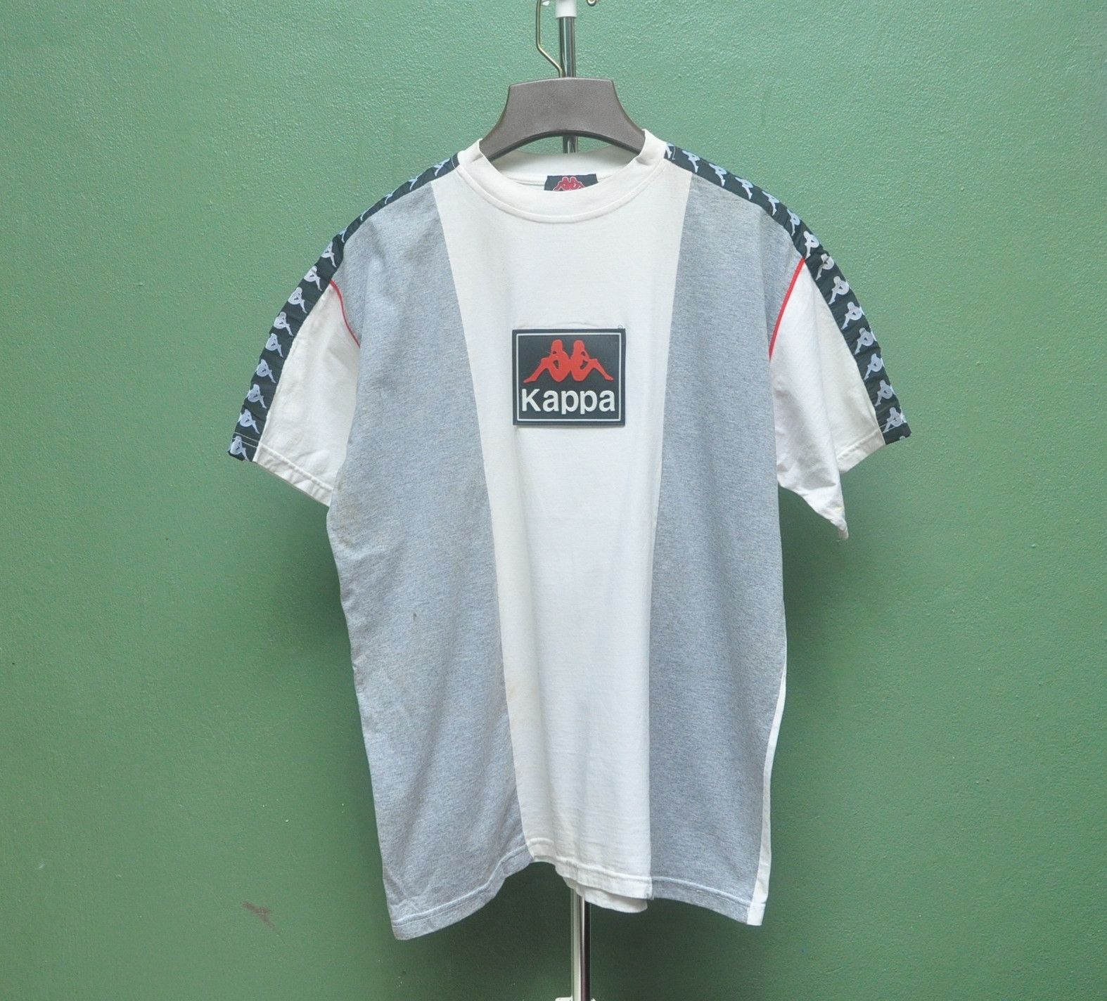 Designer × Japanese Brand × Kappa Vintage Kappa Big Logo Shirt Travis Scott Fashion Style Size US L / EU 52-54 / 3 - 3 Thumbnail