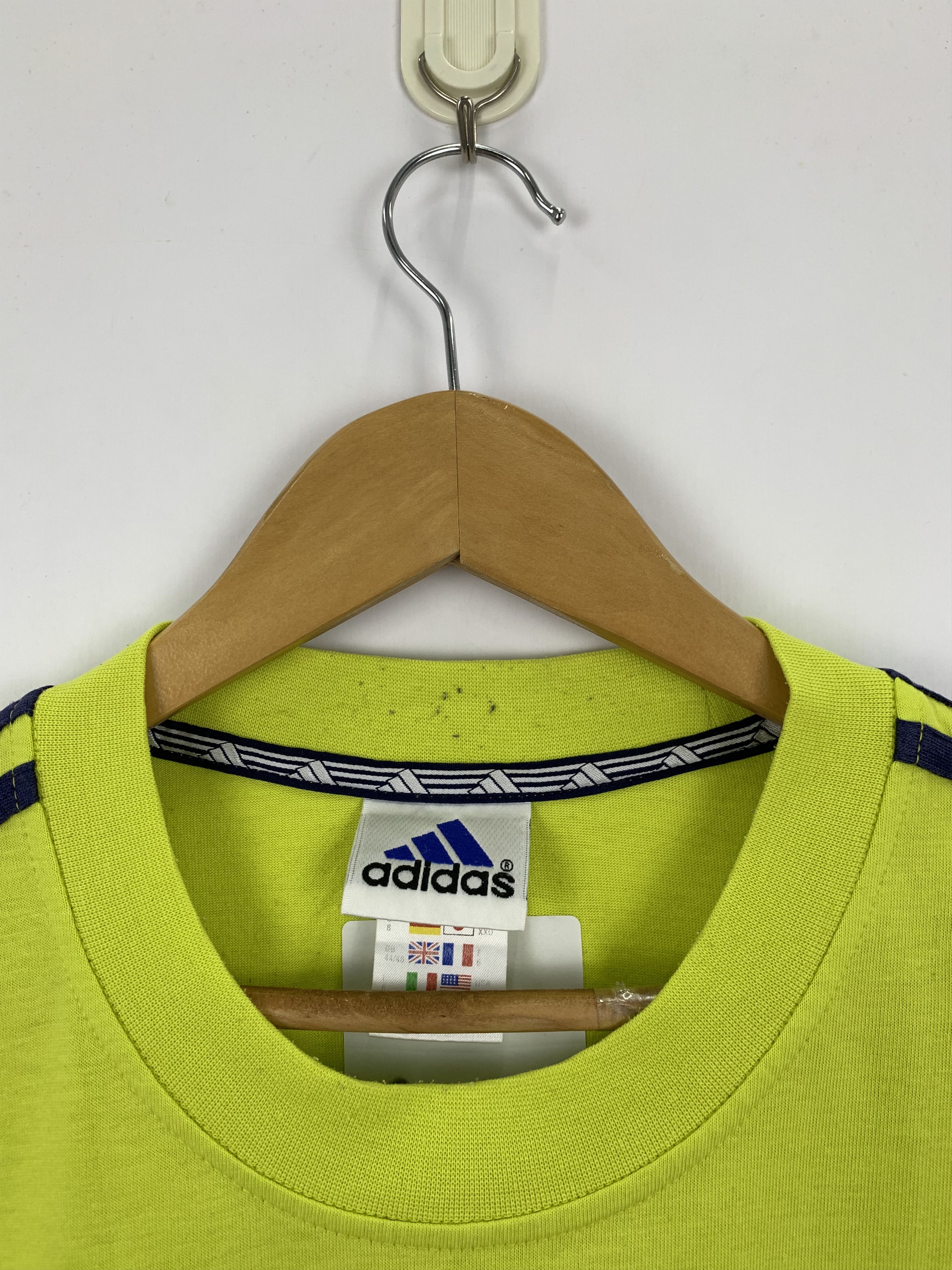 Adidas × Vintage Vintage 90s Adidas Neon Jersey TA0226 Size US L / EU 52-54 / 3 - 12 Thumbnail