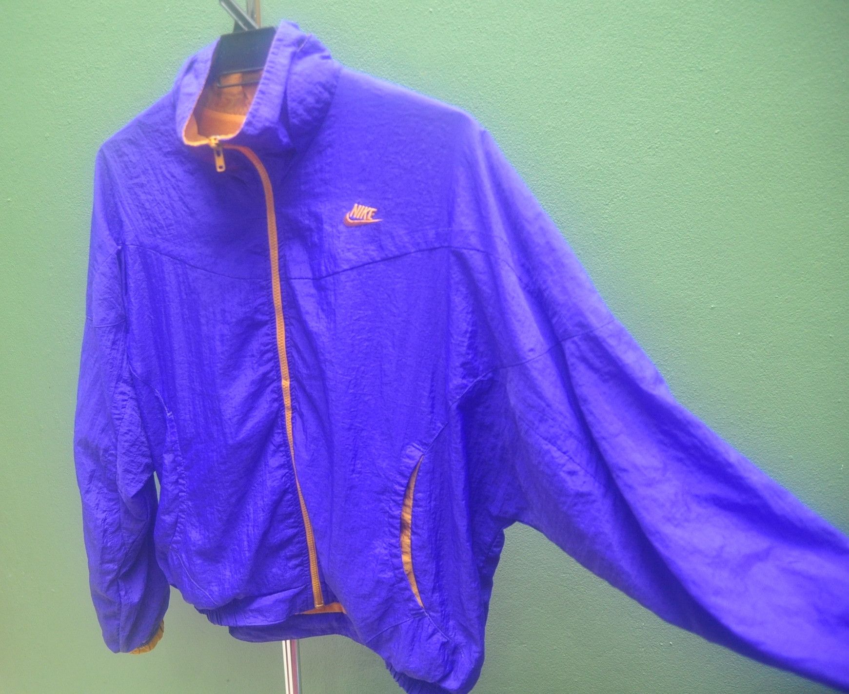 Japanese Brand × Nike × Vintage Vintage Nike Windbreaker Sweater Travis Scott Fashion Style Size US M / EU 48-50 / 2 - 6 Thumbnail