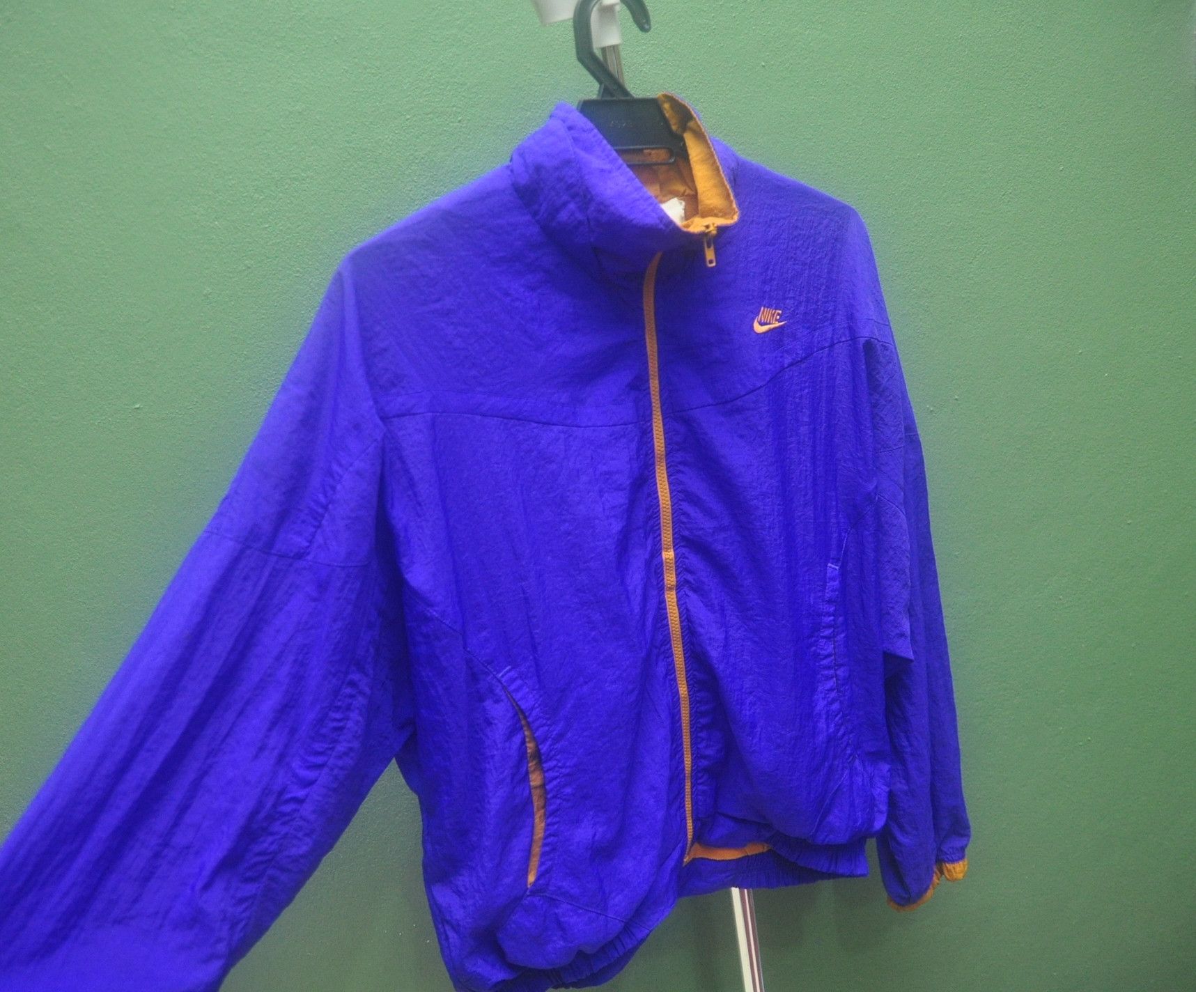 Japanese Brand × Nike × Vintage Vintage Nike Windbreaker Sweater Travis Scott Fashion Style Size US M / EU 48-50 / 2 - 5 Thumbnail