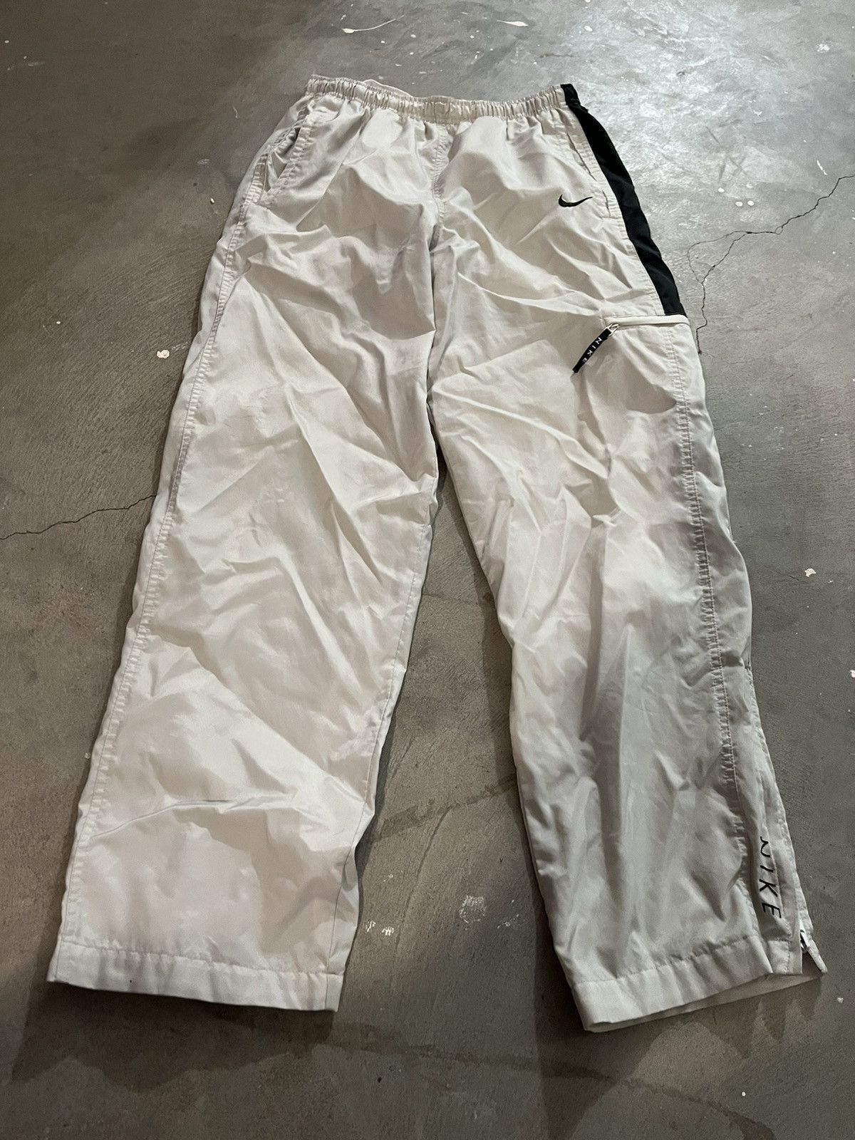 Nike vintage nike track pants Size US 32 / EU 48 - 1 Thumbnail
