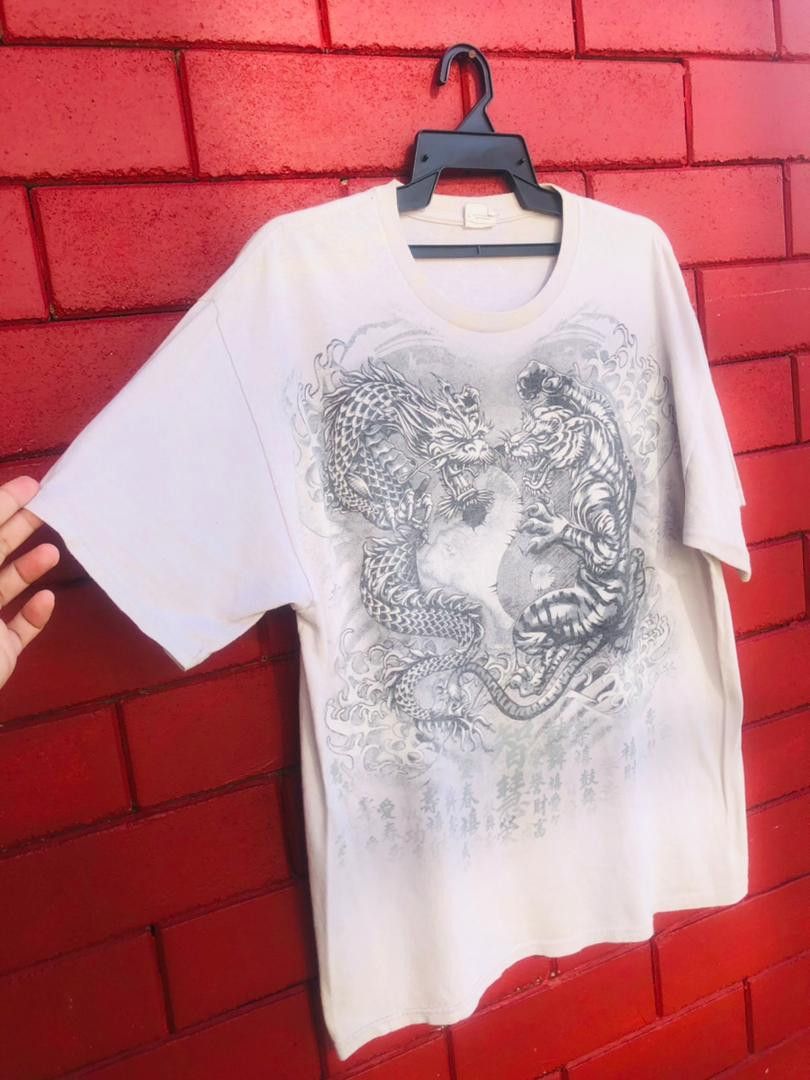 Japanese Brand × Vintage Vintage Dragon Fight The Tiger Designer Fashion Style Size US L / EU 52-54 / 3 - 3 Thumbnail
