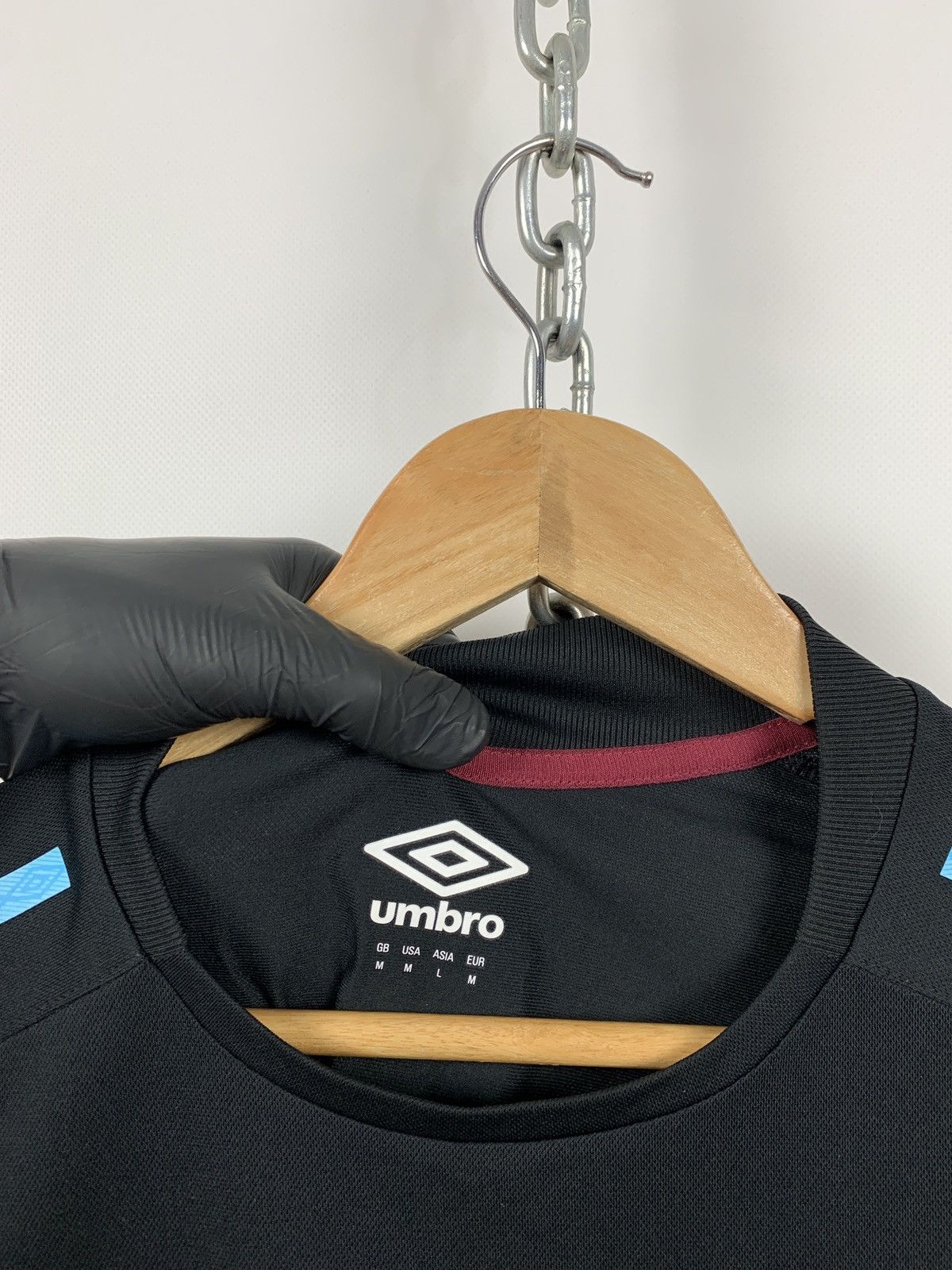 Umbro 2017/18 Umbro West Ham Hantec Sponsor Jersey Size US M / EU 48-50 / 2 - 14 Thumbnail
