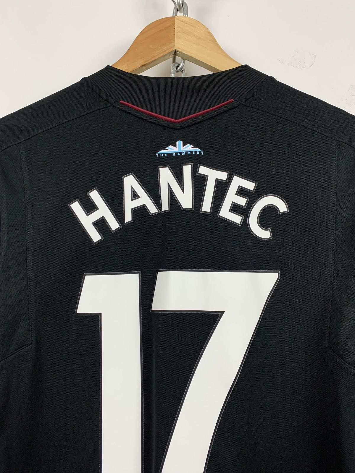 Umbro 2017/18 Umbro West Ham Hantec Sponsor Jersey Size US M / EU 48-50 / 2 - 11 Thumbnail