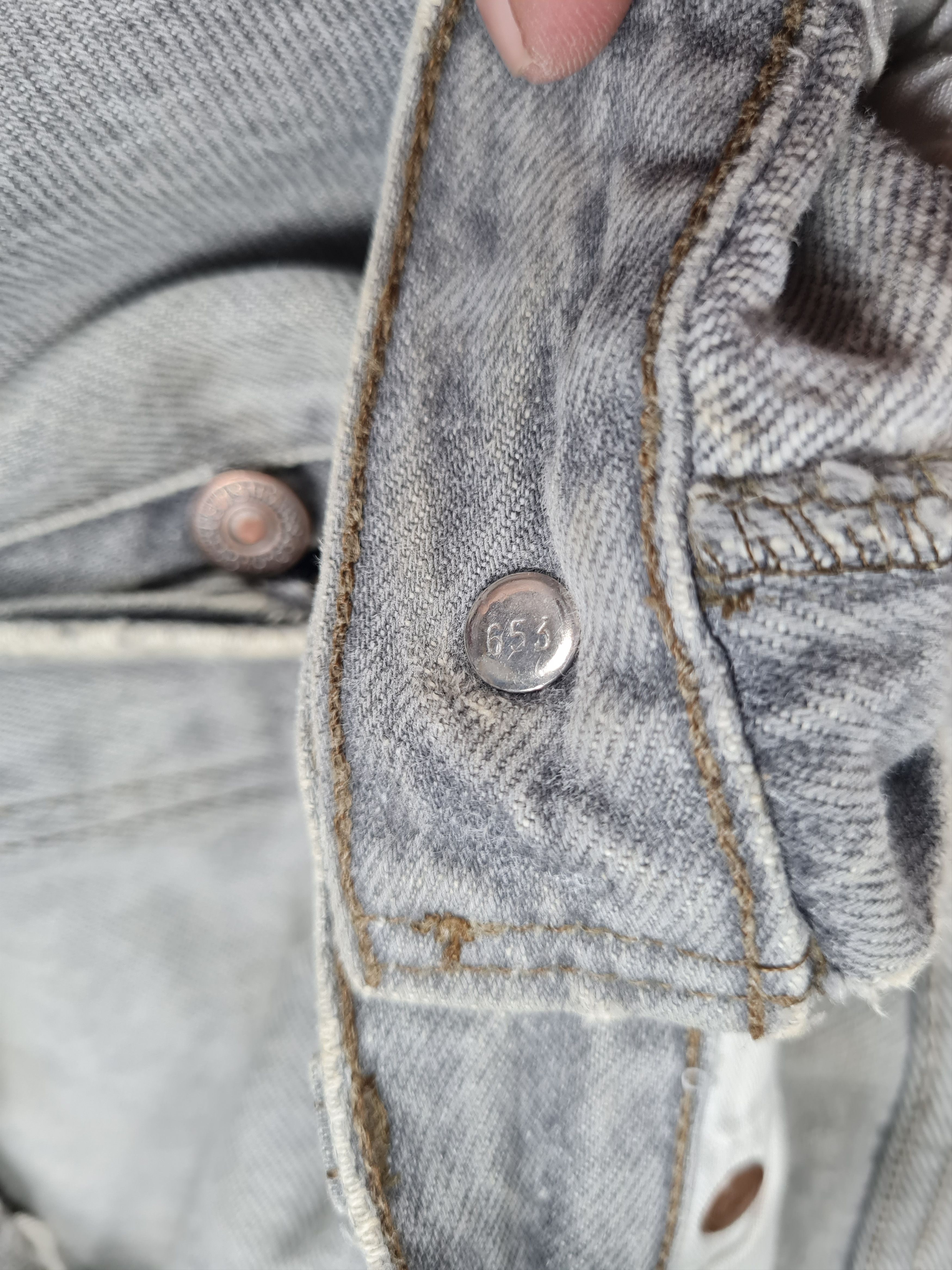 Levi's Vtg LEVIS 501 Light Wash Distressed Size 28X30 Jeans L0241 Size US 28 / EU 44 - 12 Thumbnail
