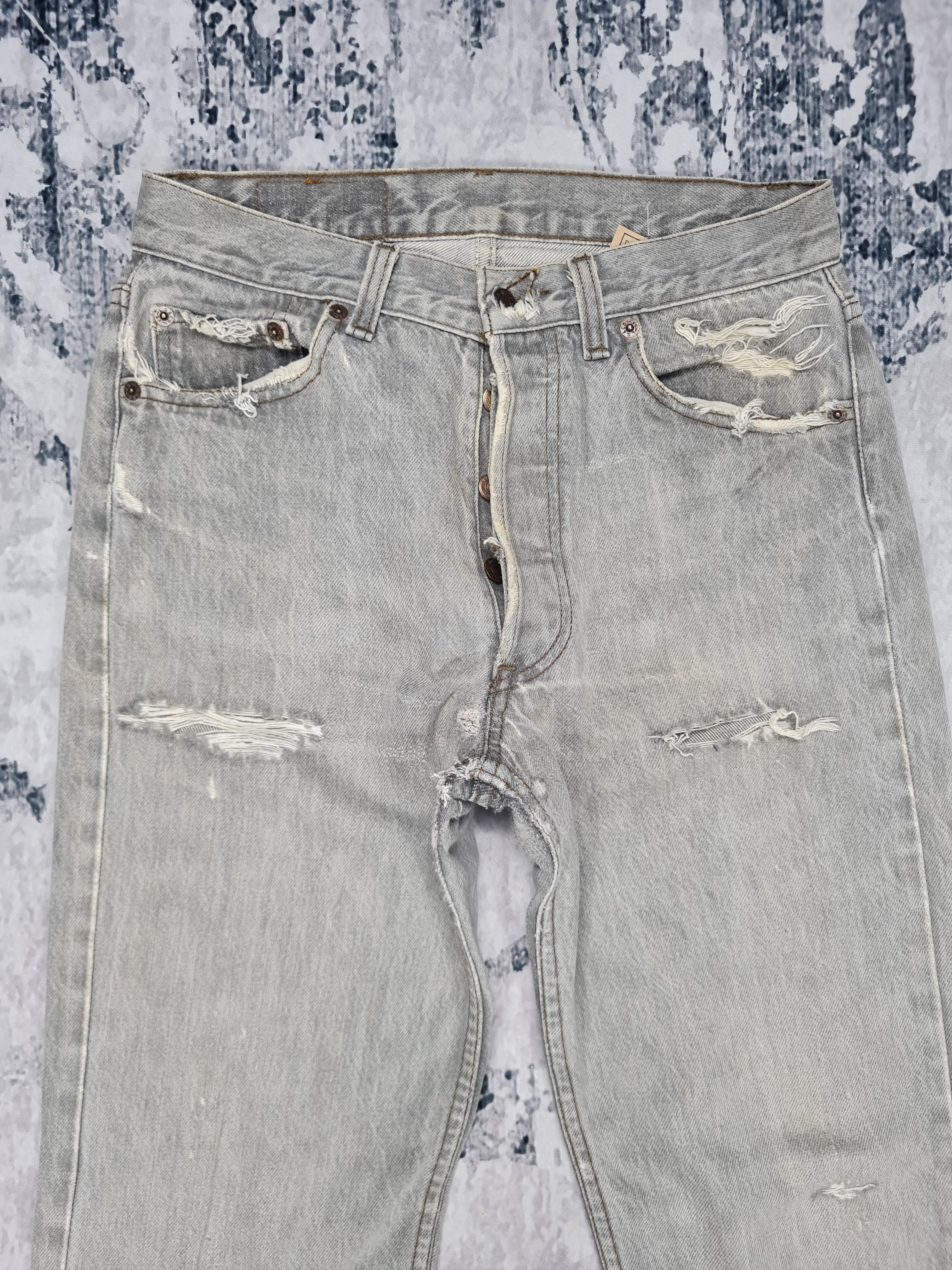 Levi's Vtg LEVIS 501 Light Wash Distressed Size 28X30 Jeans L0241 Size US 28 / EU 44 - 5 Thumbnail