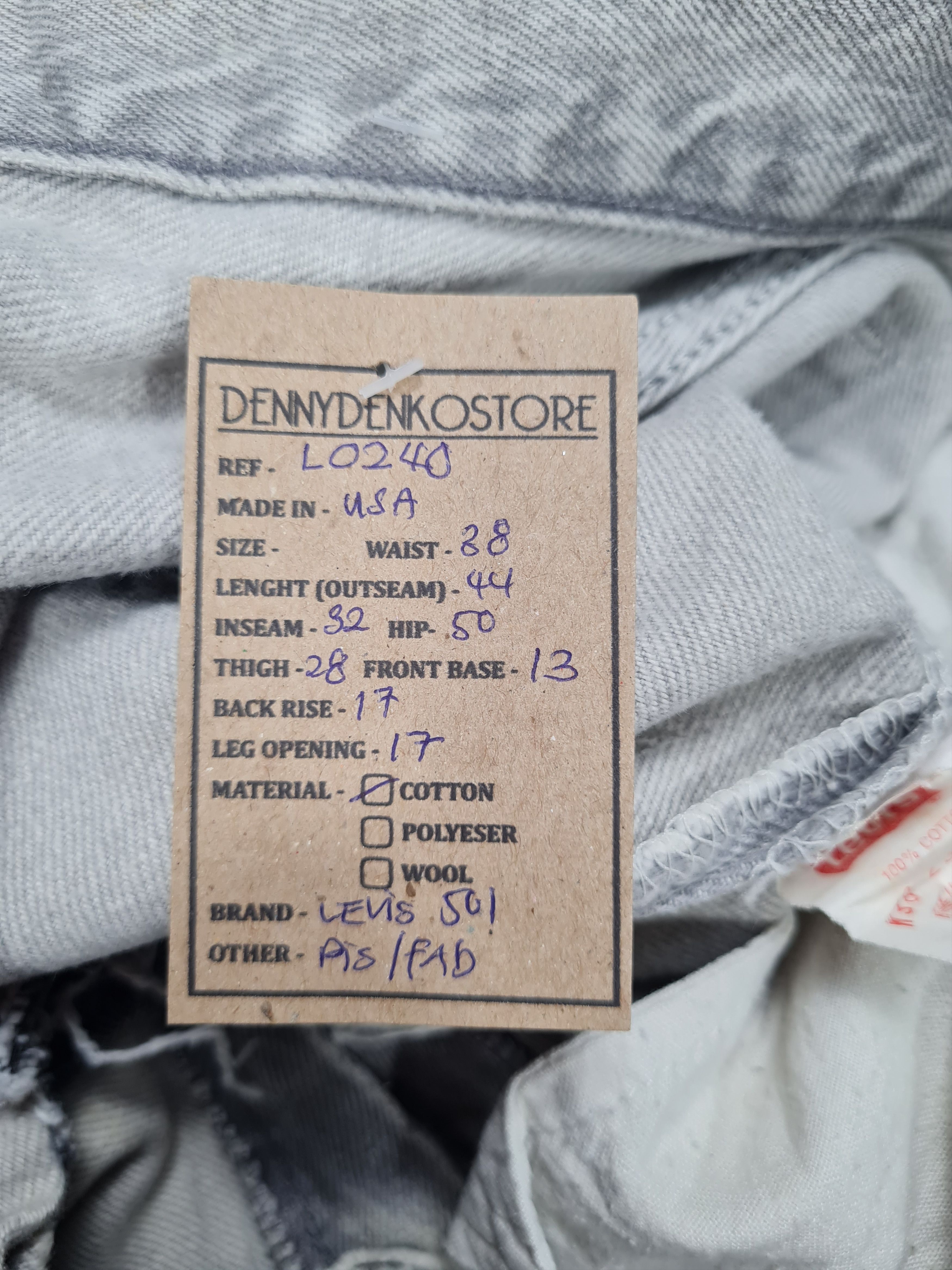 Levi's Vtg LEVIS 501 Light Wash Distressed Size 38X32 Jeans L0240 Size US 38 / EU 54 - 12 Thumbnail