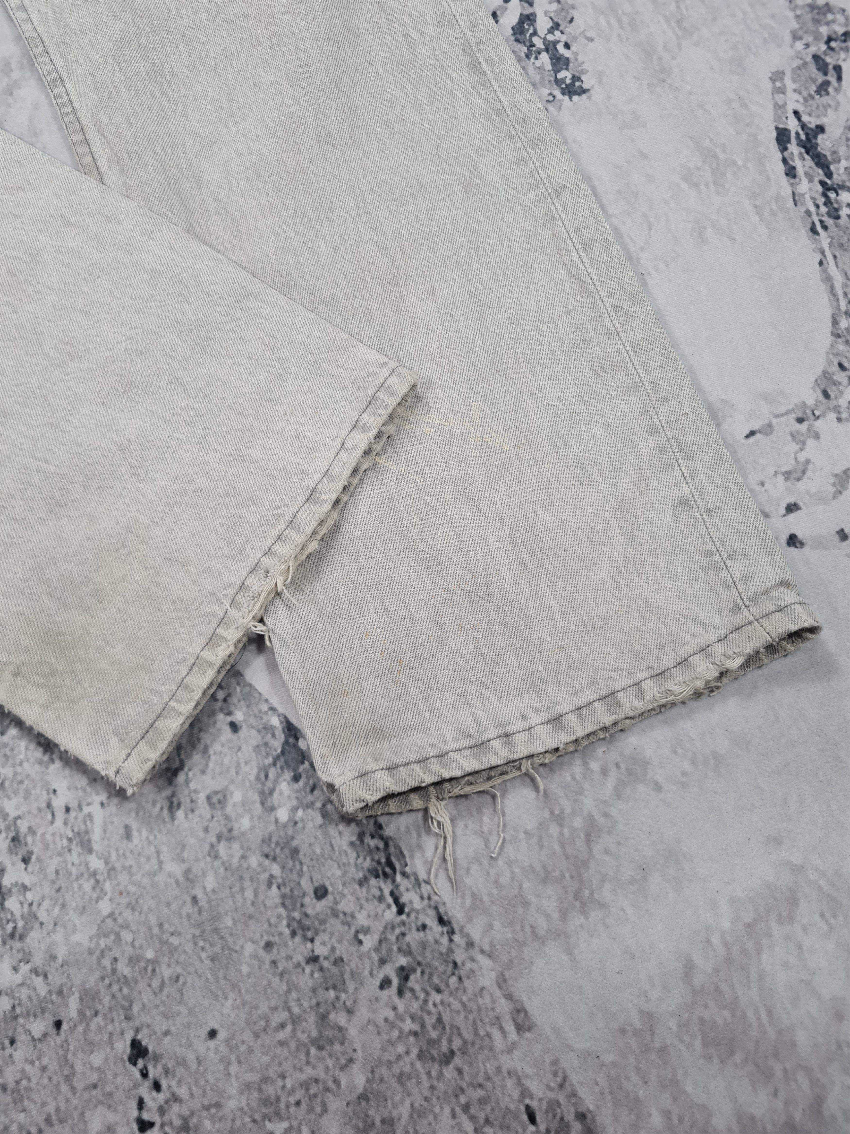 Levi's Vtg LEVIS 501 Light Wash Distressed Size 38X32 Jeans L0240 Size US 38 / EU 54 - 9 Thumbnail