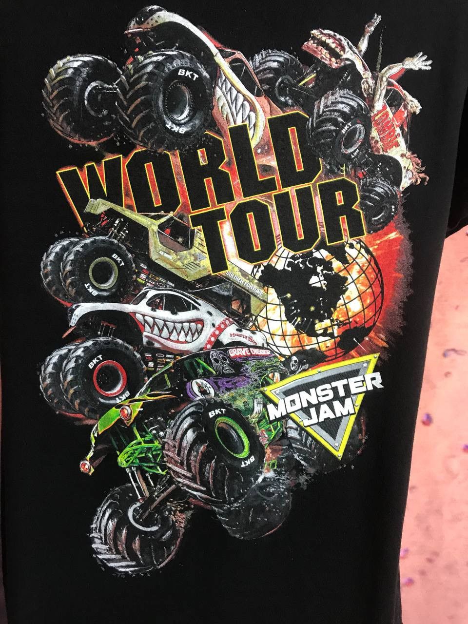 Vintage Monster Jam vintage streetwear world tour tee Size US S / EU 44-46 / 1 - 3 Thumbnail