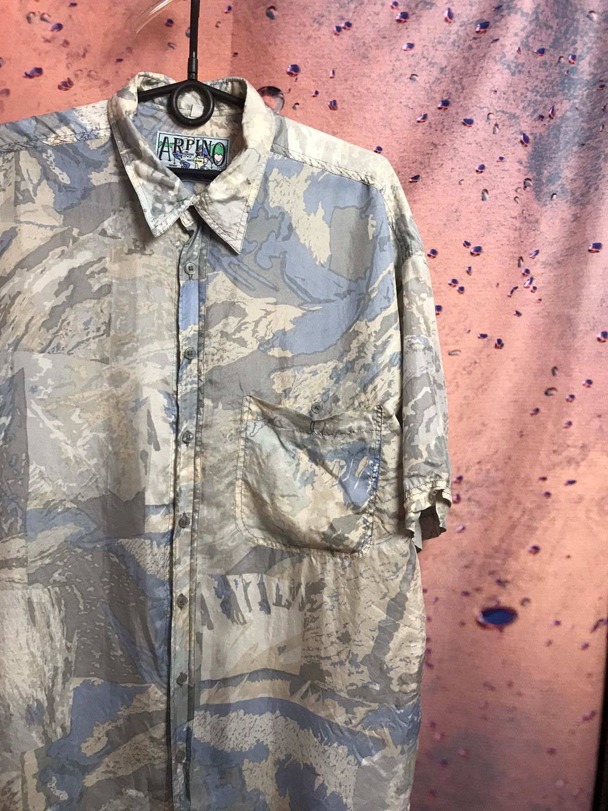 Vintage Vintage Hawaiian crazy streetwear silk shirt Size US L / EU 52-54 / 3 - 1 Thumbnail