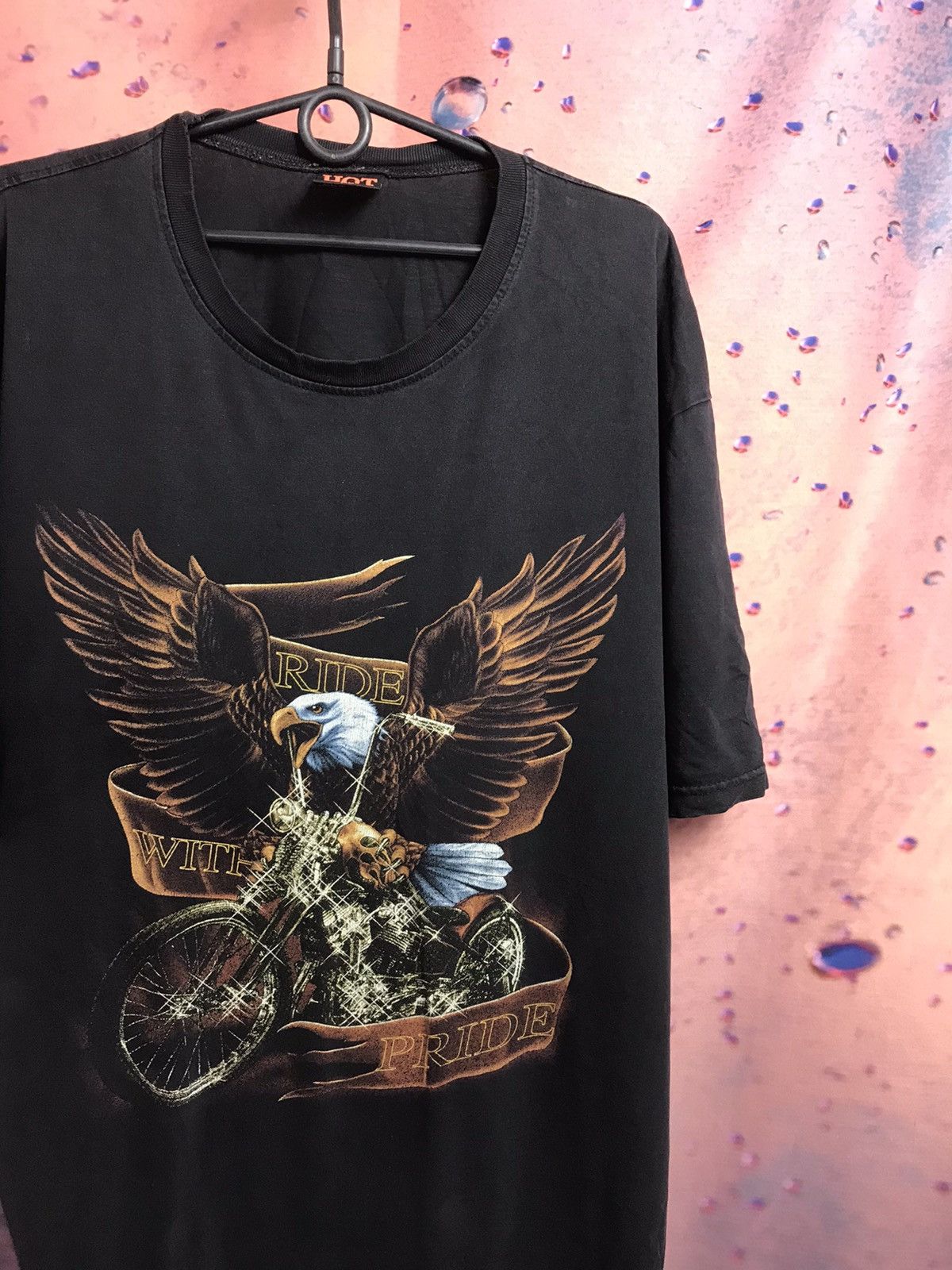 Vintage Vintage Eagle logo pride band streetwear tee Size US XL / EU 56 / 4 - 1 Thumbnail
