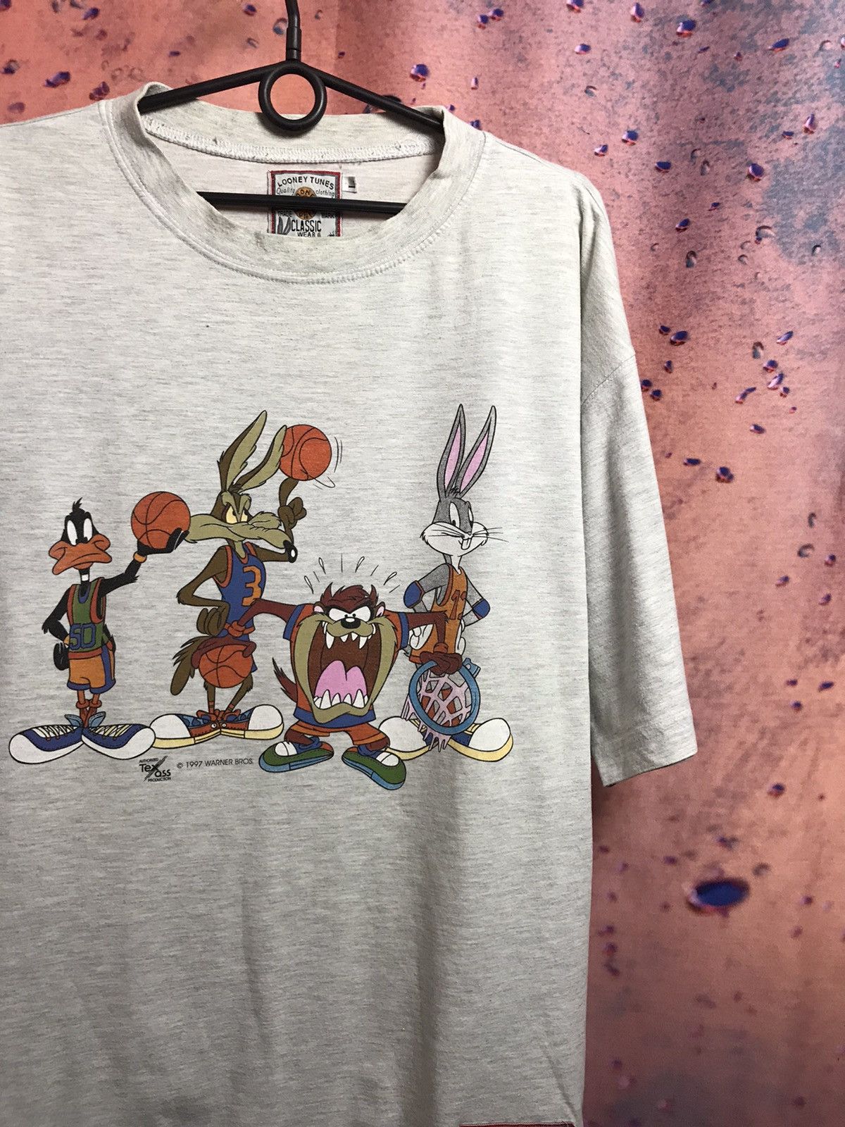 Vintage × Warner Bros Vintage Looney Tunes 1997 Warner bros streetwear movie tee Size US L / EU 52-54 / 3 - 1 Thumbnail