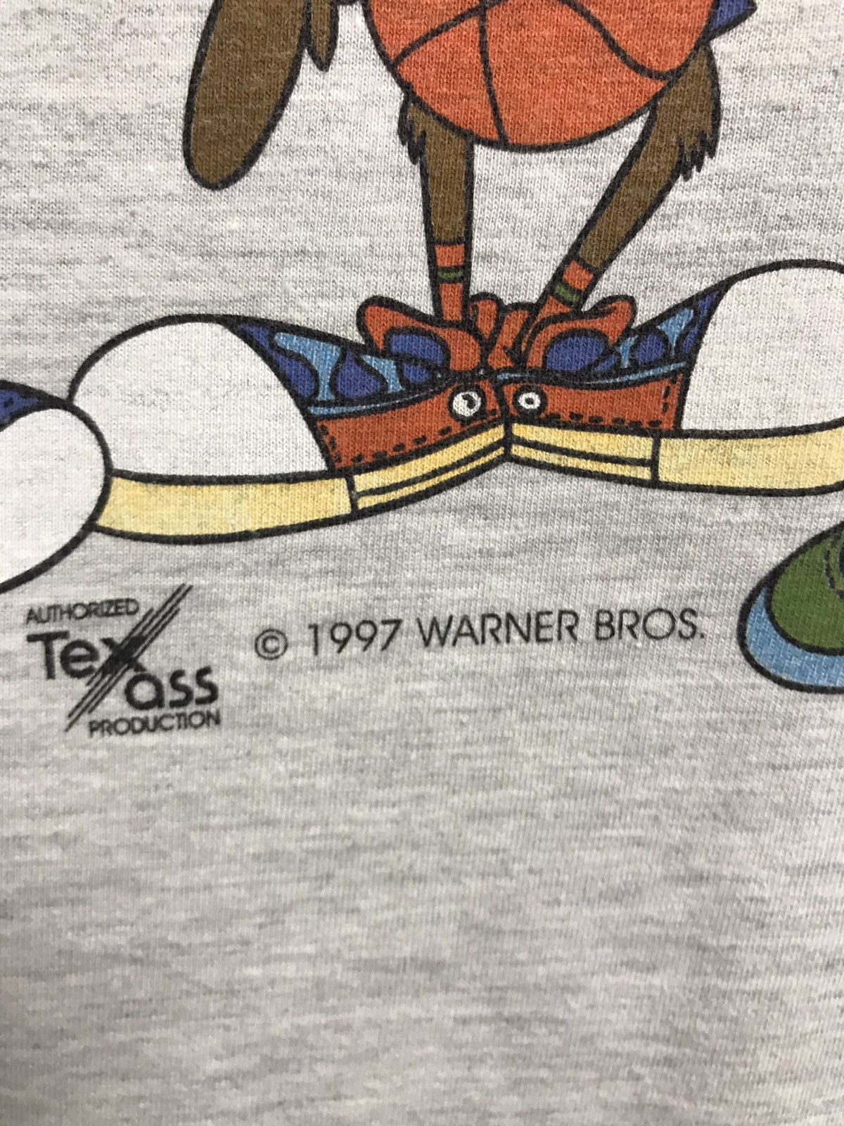 Vintage × Warner Bros Vintage Looney Tunes 1997 Warner bros streetwear movie tee Size US L / EU 52-54 / 3 - 4 Thumbnail