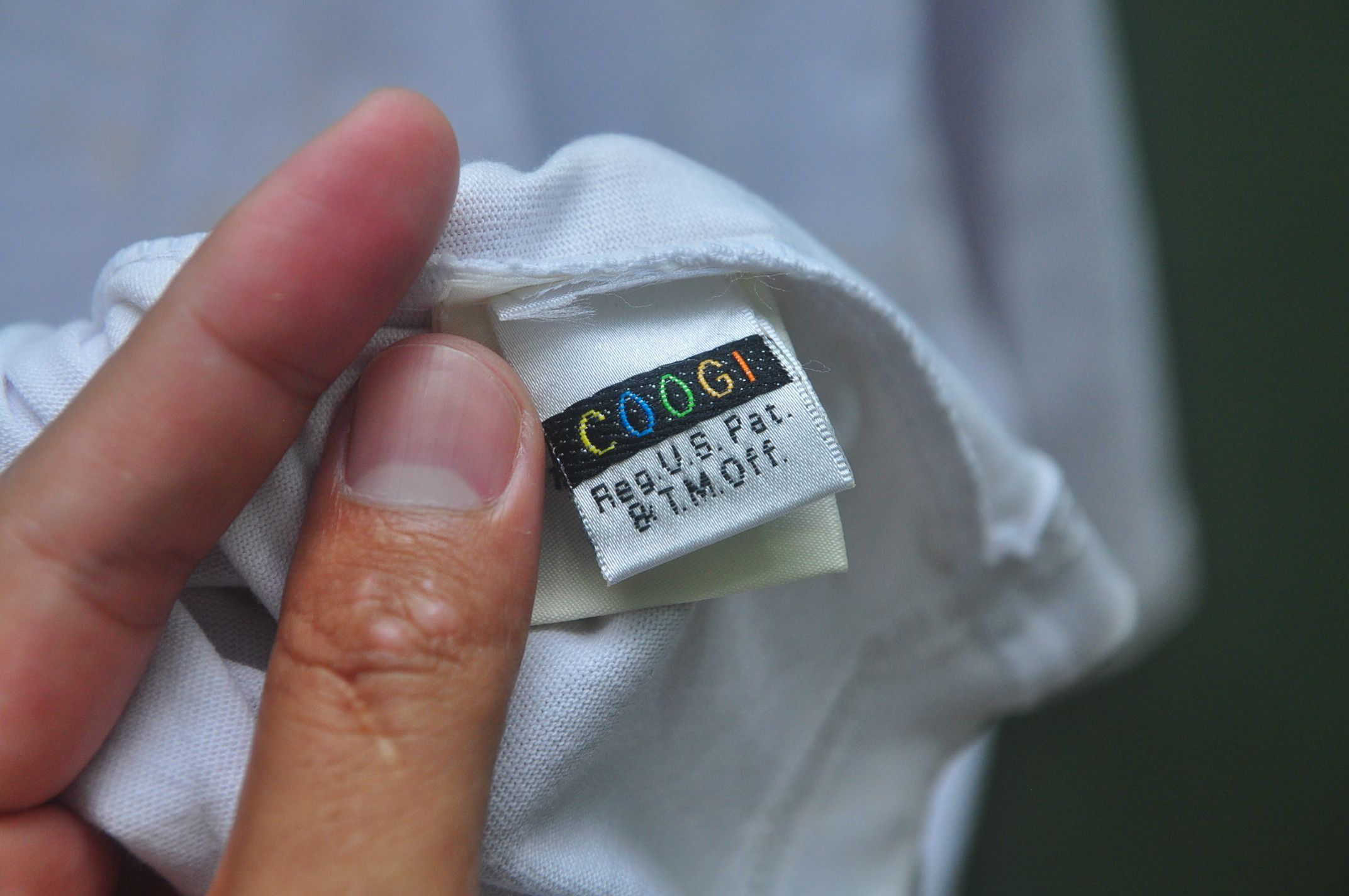 Coogi Vintage Coogi White Streetwear Designer Fashion Style Size US XL / EU 56 / 4 - 6 Thumbnail