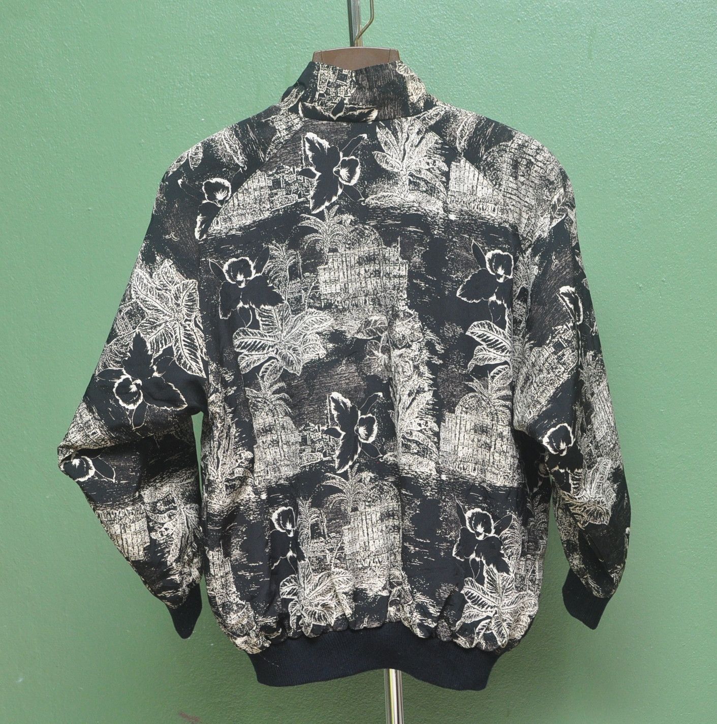 Designer × Japanese Brand × Vintage Vintage Japanese Fullprint Multiple Sweater Size US XL / EU 56 / 4 - 4 Thumbnail