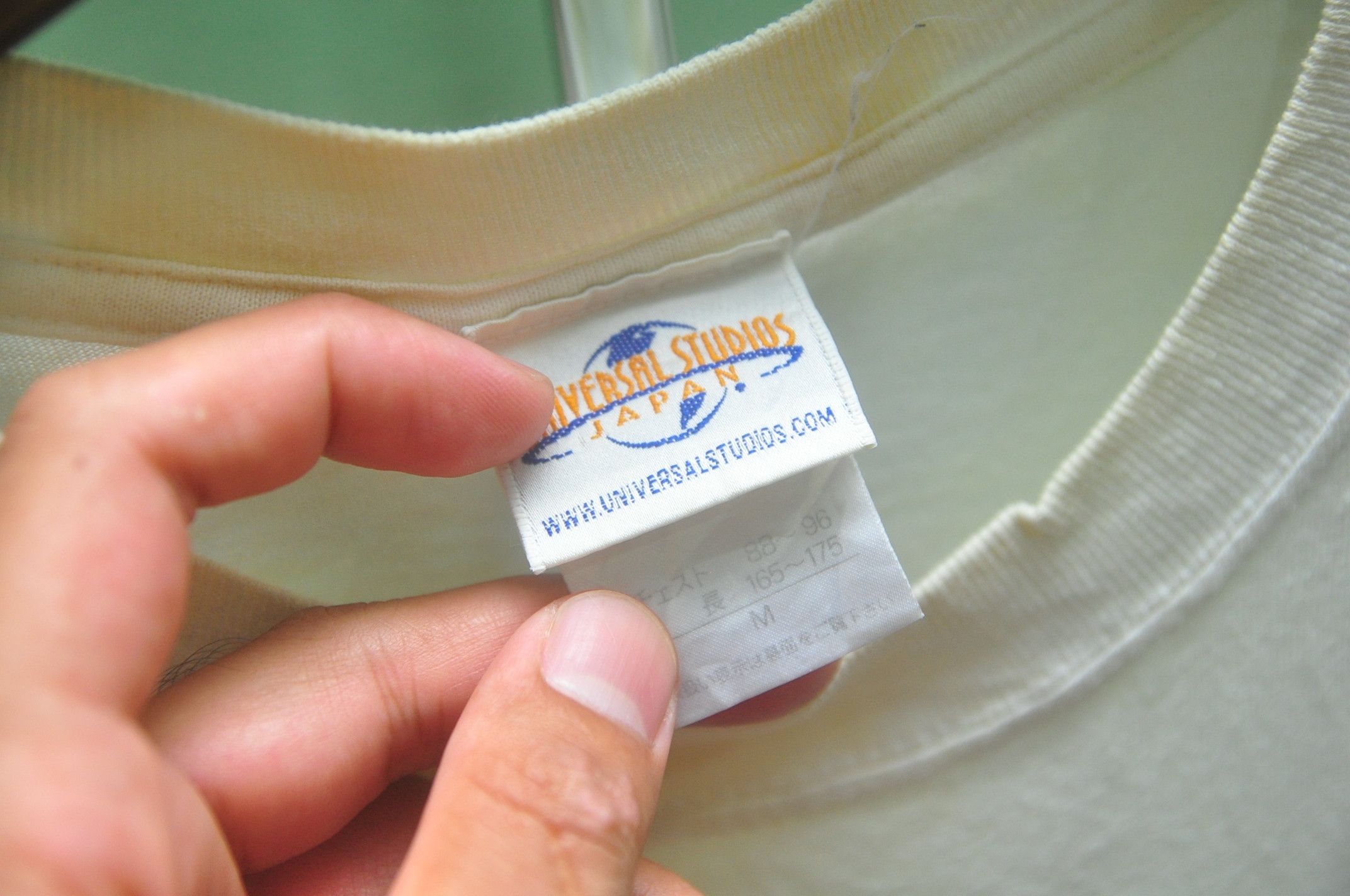 Designer × Japanese Brand Jaws Universal Studios Japan White Colour Shirt Size US M / EU 48-50 / 2 - 3 Thumbnail