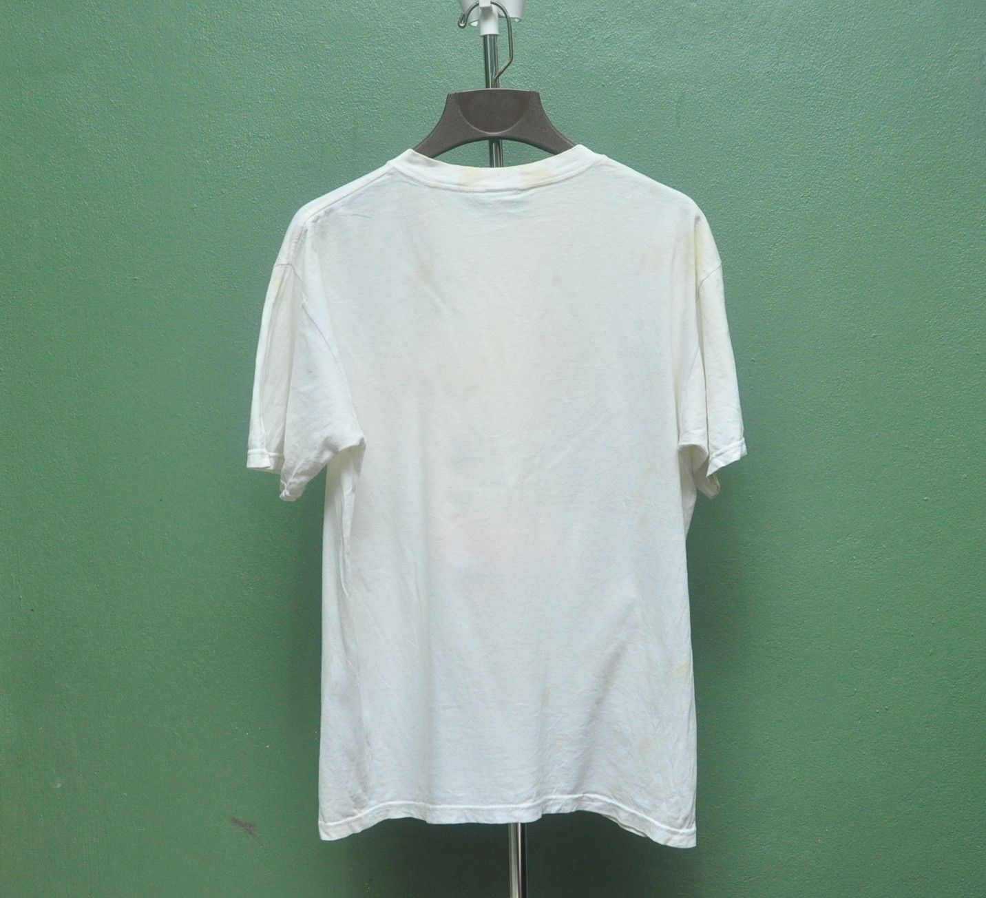 Designer × Japanese Brand Jaws Universal Studios Japan White Colour Shirt Size US M / EU 48-50 / 2 - 2 Thumbnail