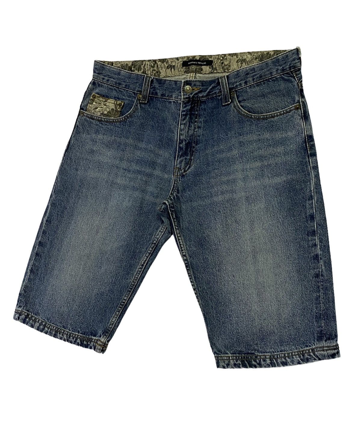 Japanese Brand Japanese Brand Koi Fish Embroidery Multi Pocket Shorts Jeans Size US 36 / EU 52 - 15 Thumbnail