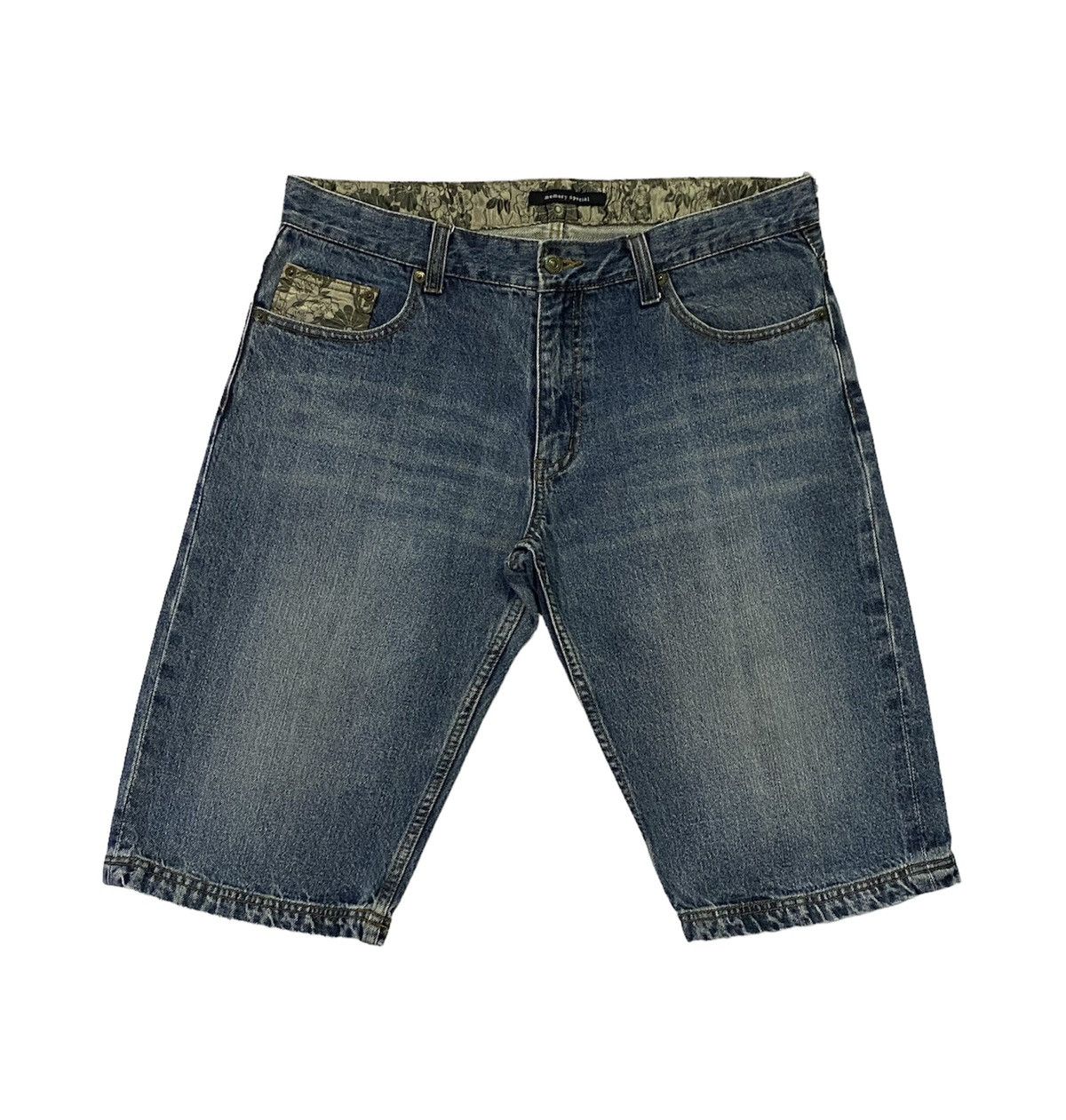 Japanese Brand Japanese Brand Koi Fish Embroidery Multi Pocket Shorts Jeans Size US 36 / EU 52 - 2 Thumbnail