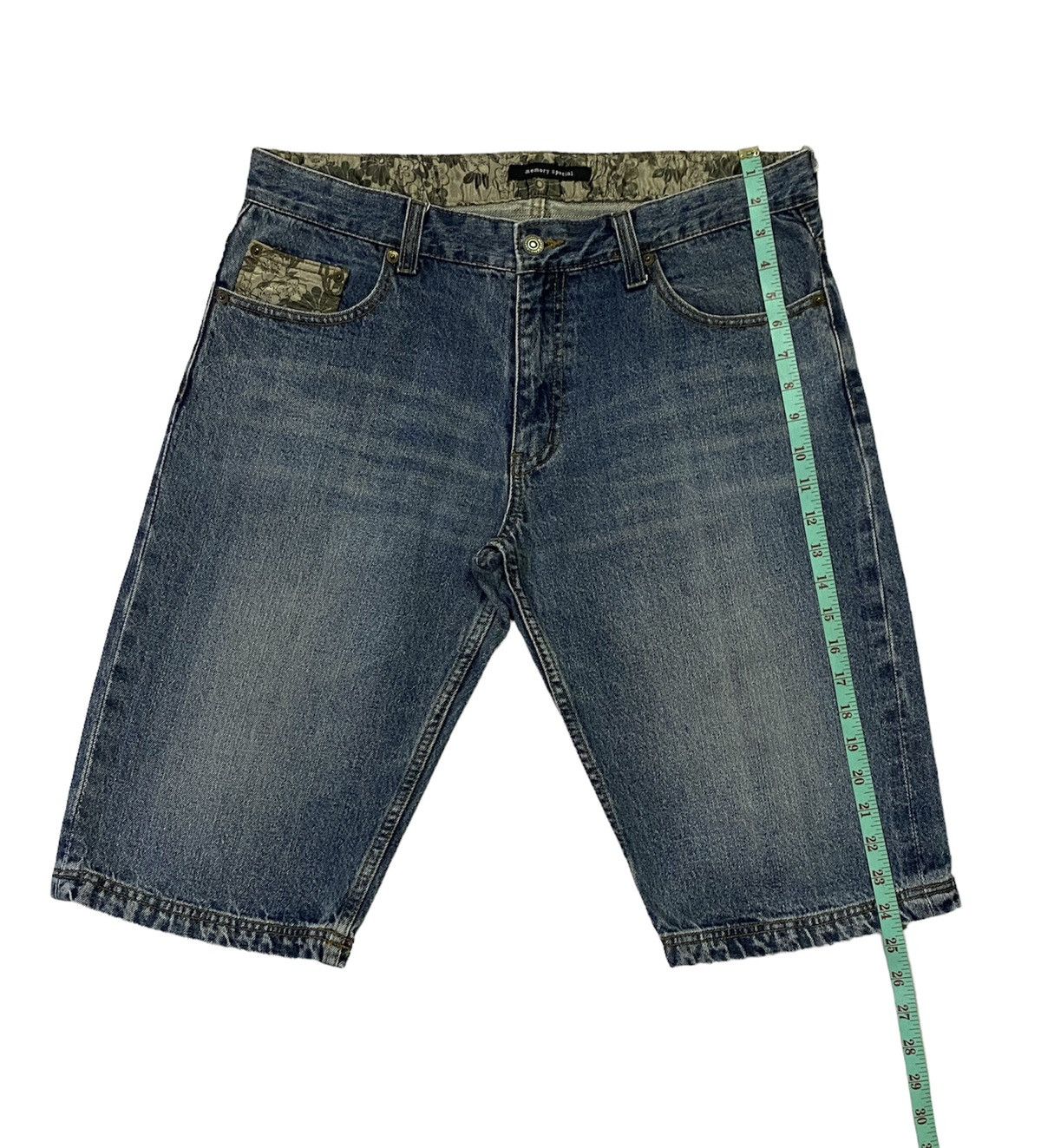 Japanese Brand Japanese Brand Koi Fish Embroidery Multi Pocket Shorts Jeans Size US 36 / EU 52 - 6 Thumbnail