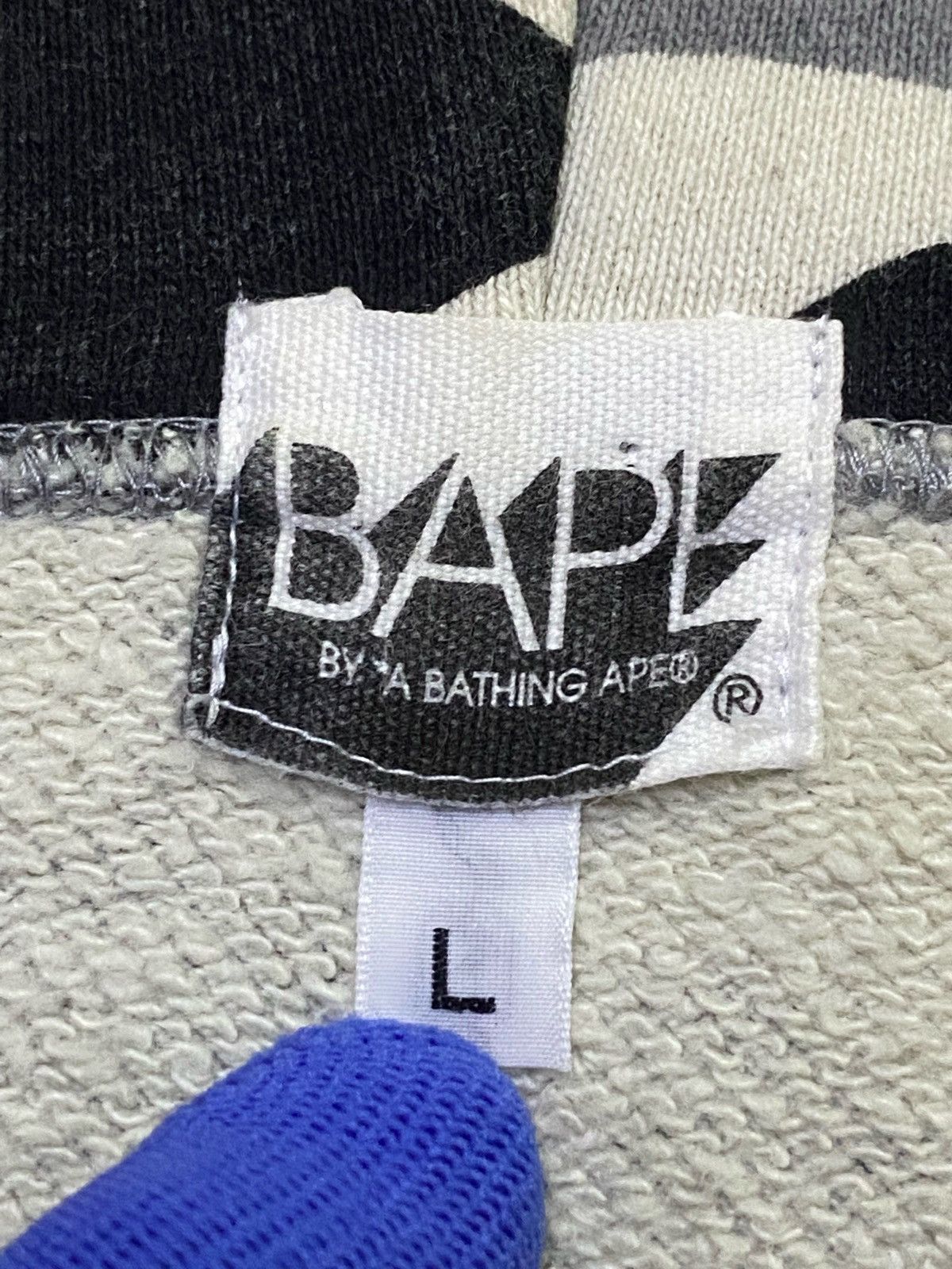 Bape 1st Camo Sleeveless Hoodie Size US L / EU 52-54 / 3 - 8 Thumbnail