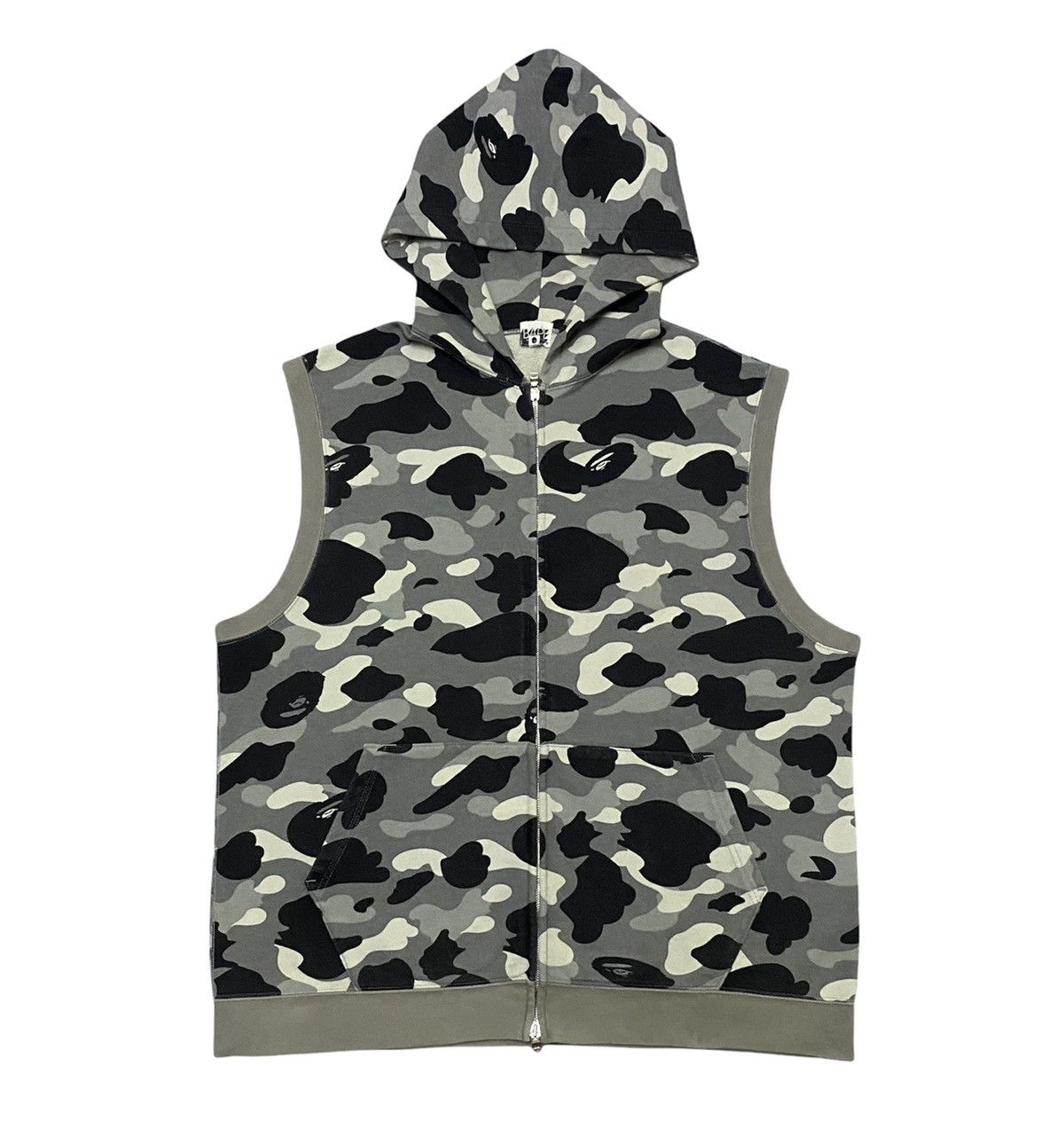 Bape 1st Camo Sleeveless Hoodie Size US L / EU 52-54 / 3 - 1 Thumbnail