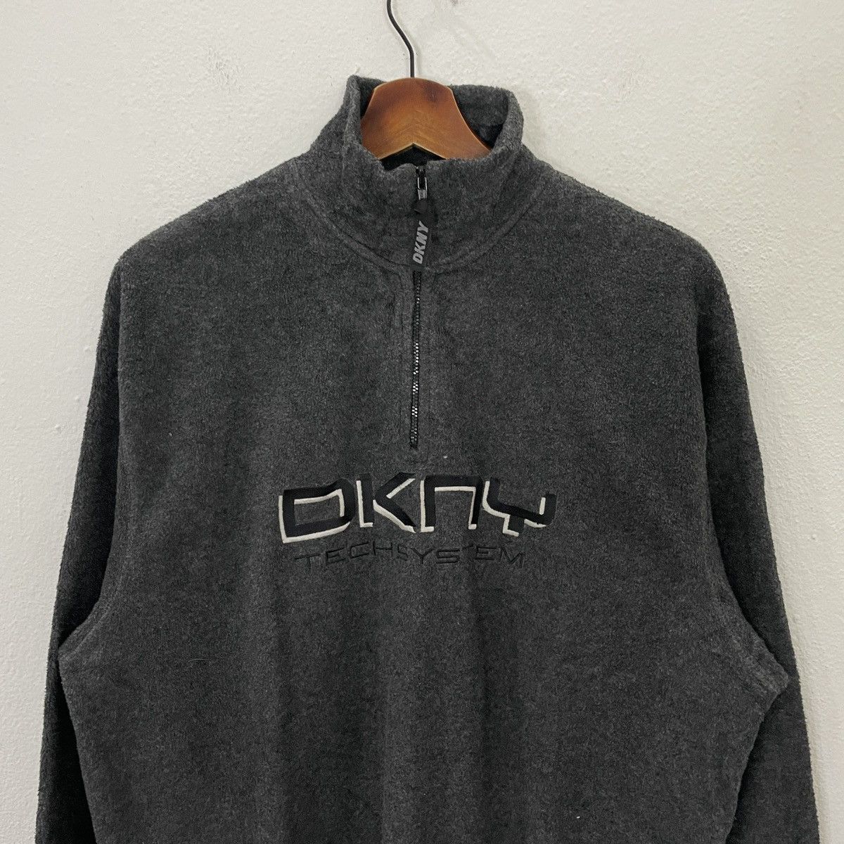 Vintage Dkny Embroidery Big Logo Jacket
