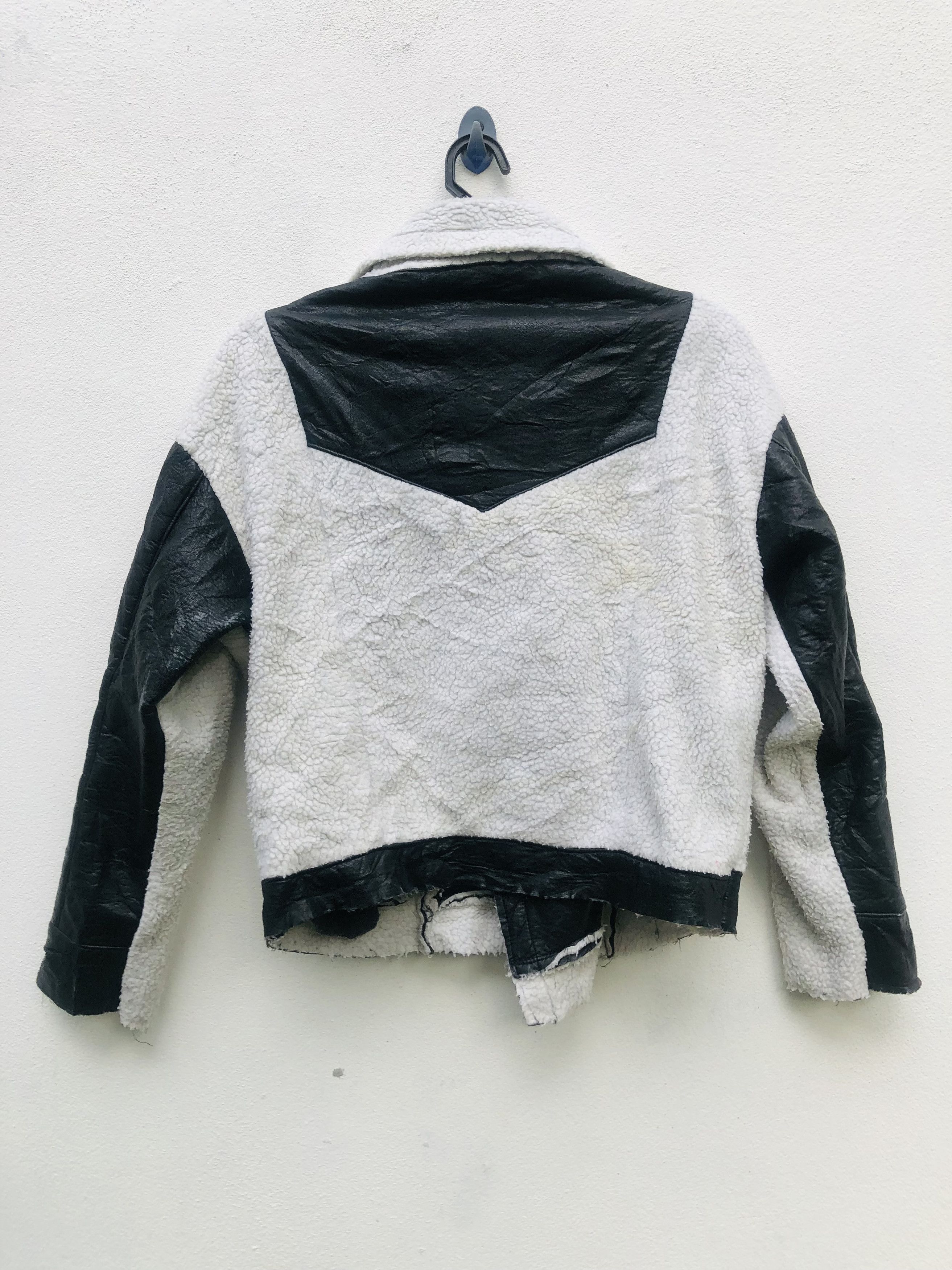 Japanese Brand Vintage Japanese Designer Travis Scott Fashion Style Size US M / EU 48-50 / 2 - 2 Thumbnail