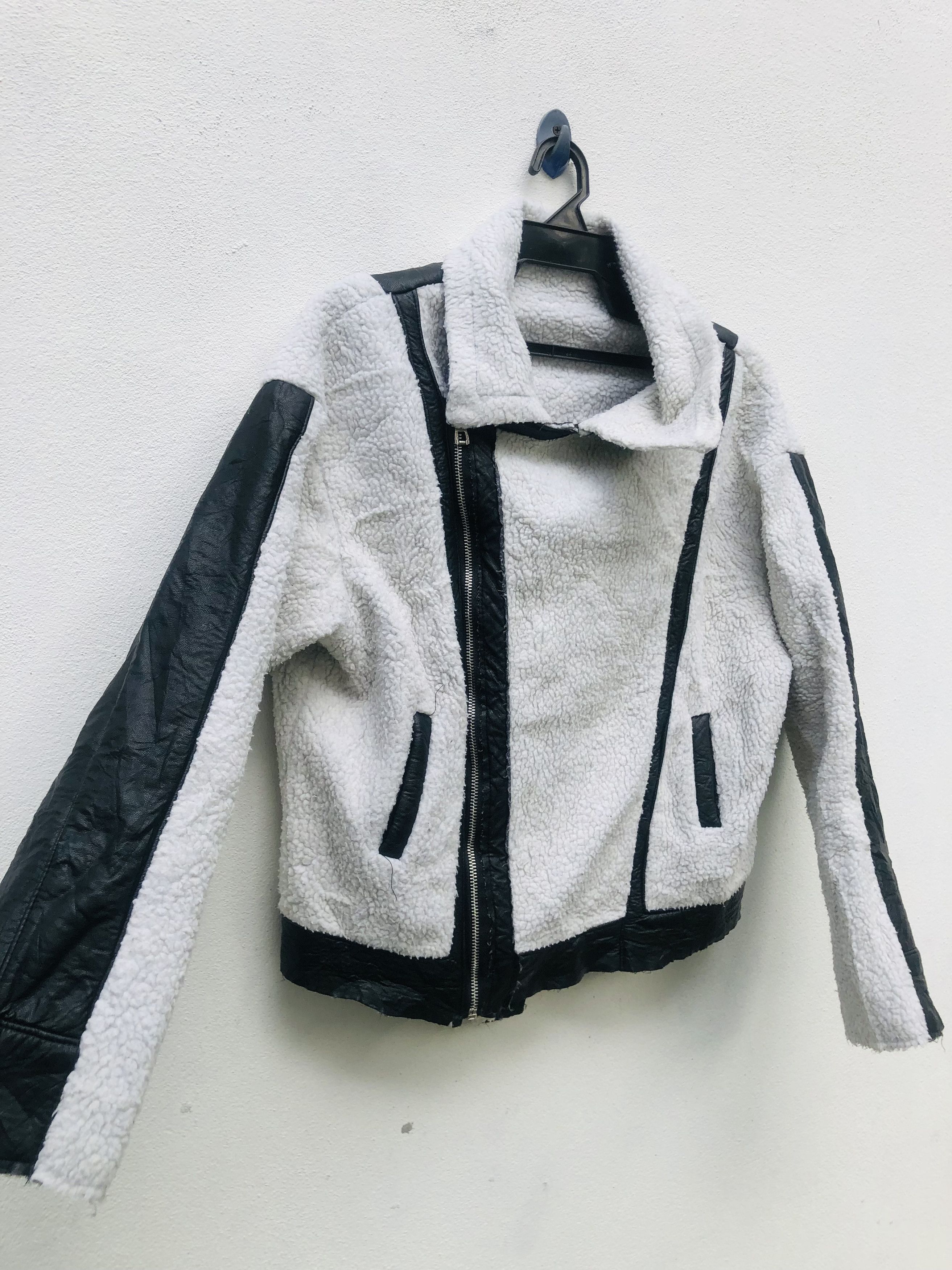 Japanese Brand Vintage Japanese Designer Travis Scott Fashion Style Size US M / EU 48-50 / 2 - 4 Thumbnail