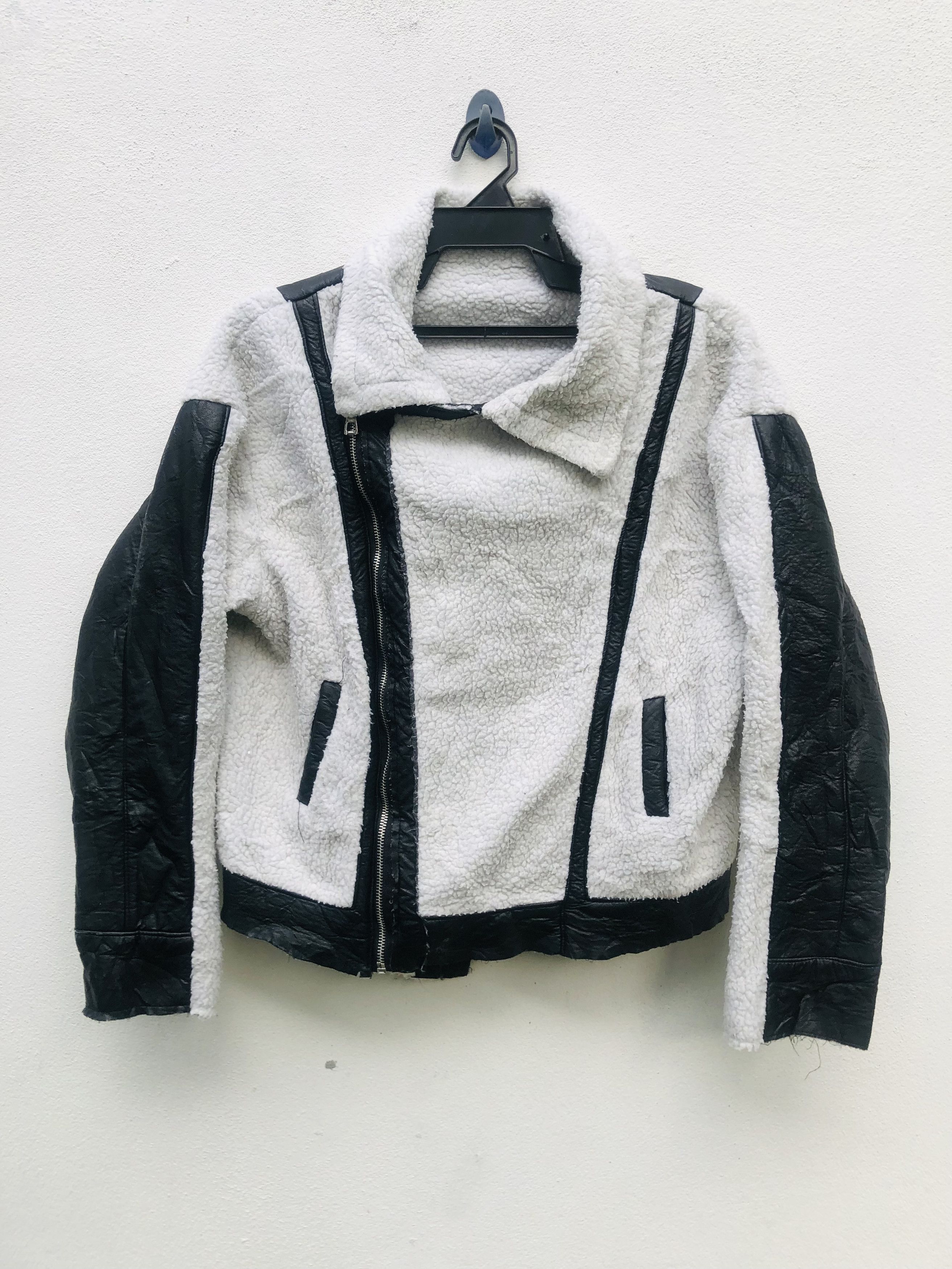 Japanese Brand Vintage Japanese Designer Travis Scott Fashion Style Size US M / EU 48-50 / 2 - 1 Thumbnail