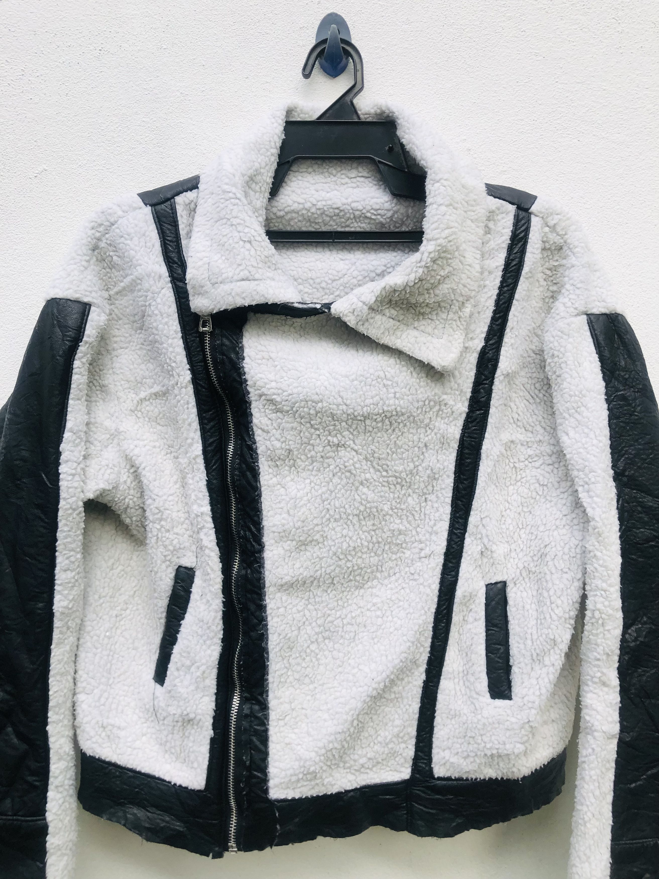 Japanese Brand Vintage Japanese Designer Travis Scott Fashion Style Size US M / EU 48-50 / 2 - 3 Thumbnail