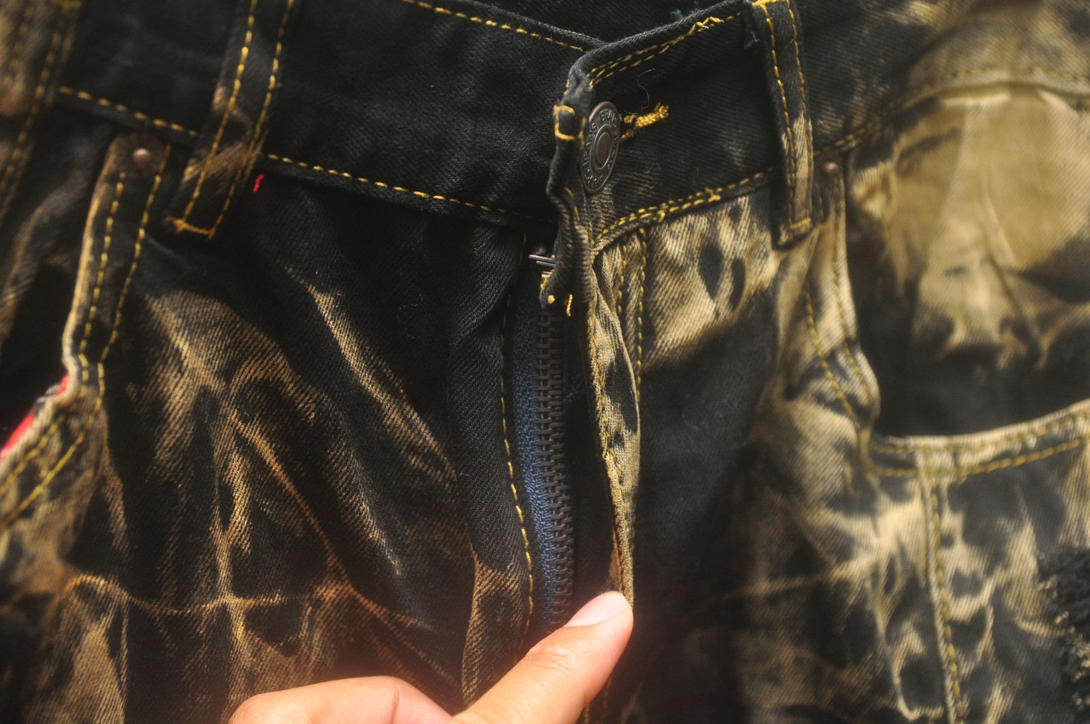 Designer × Japanese Brand Vintage Distressed Design Travis Scott Fashion Style Size US 34 / EU 50 - 7 Thumbnail