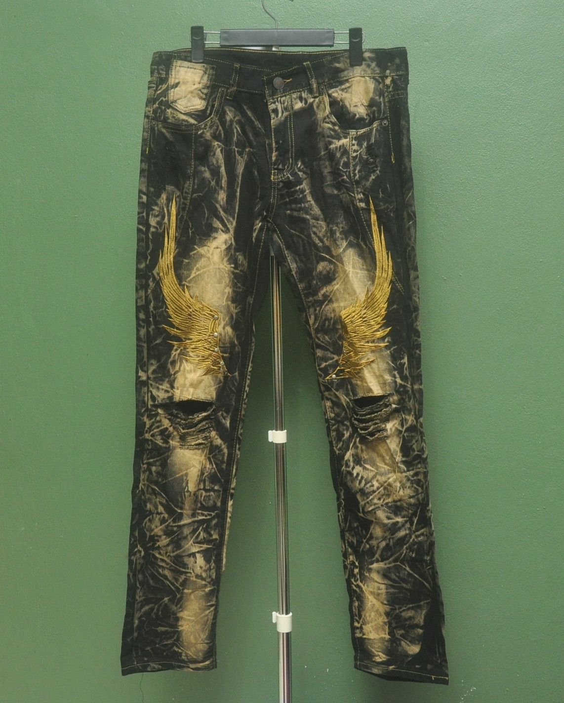 Designer × Japanese Brand Vintage Distressed Design Travis Scott Fashion Style Size US 34 / EU 50 - 1 Thumbnail