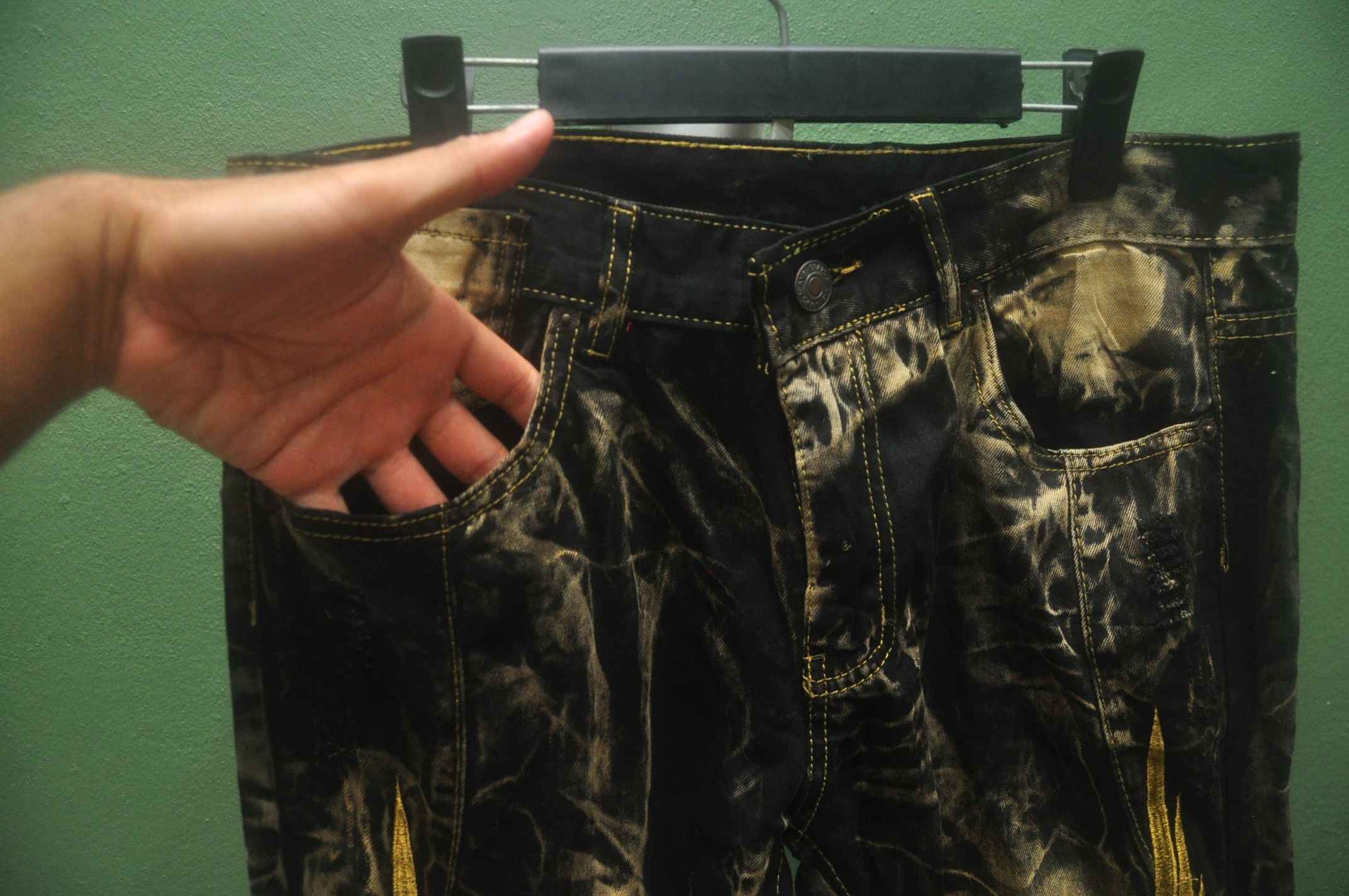 Designer × Japanese Brand Vintage Distressed Design Travis Scott Fashion Style Size US 34 / EU 50 - 6 Thumbnail