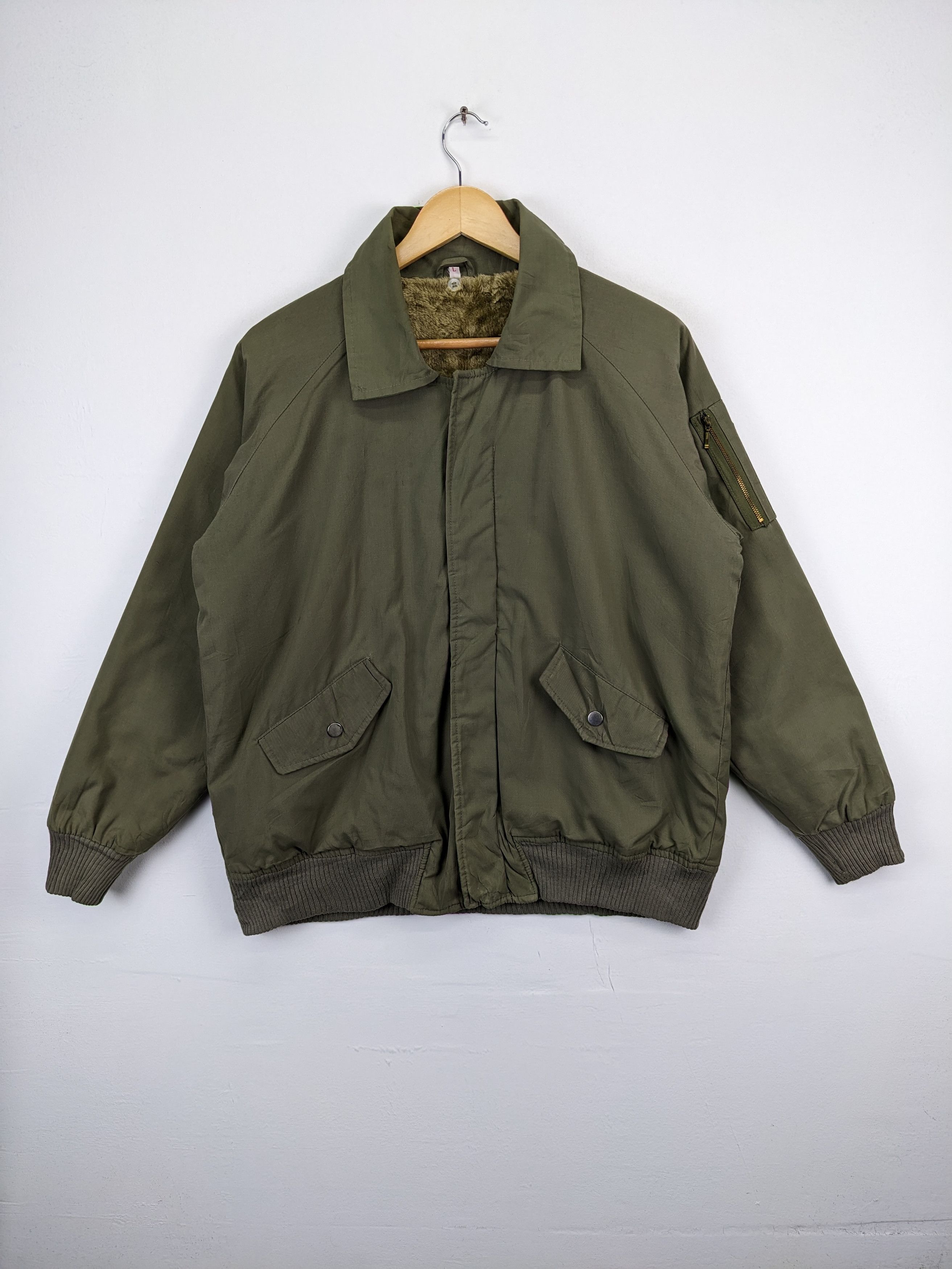 Japanese Brand × Vintage Vintage Bomber Jacket Alpha Industries Style Lining Fleece Size US L / EU 52-54 / 3 - 1 Thumbnail