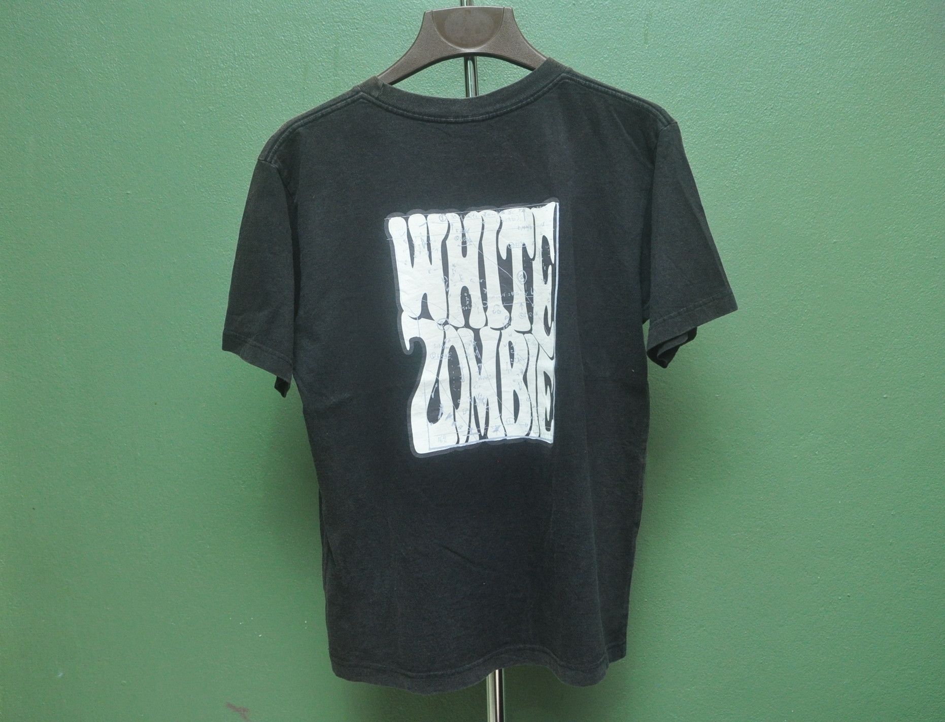 Designer × Japanese Brand × The North Face Vintage The North Face White Zombie Shirt Size US M / EU 48-50 / 2 - 1 Thumbnail
