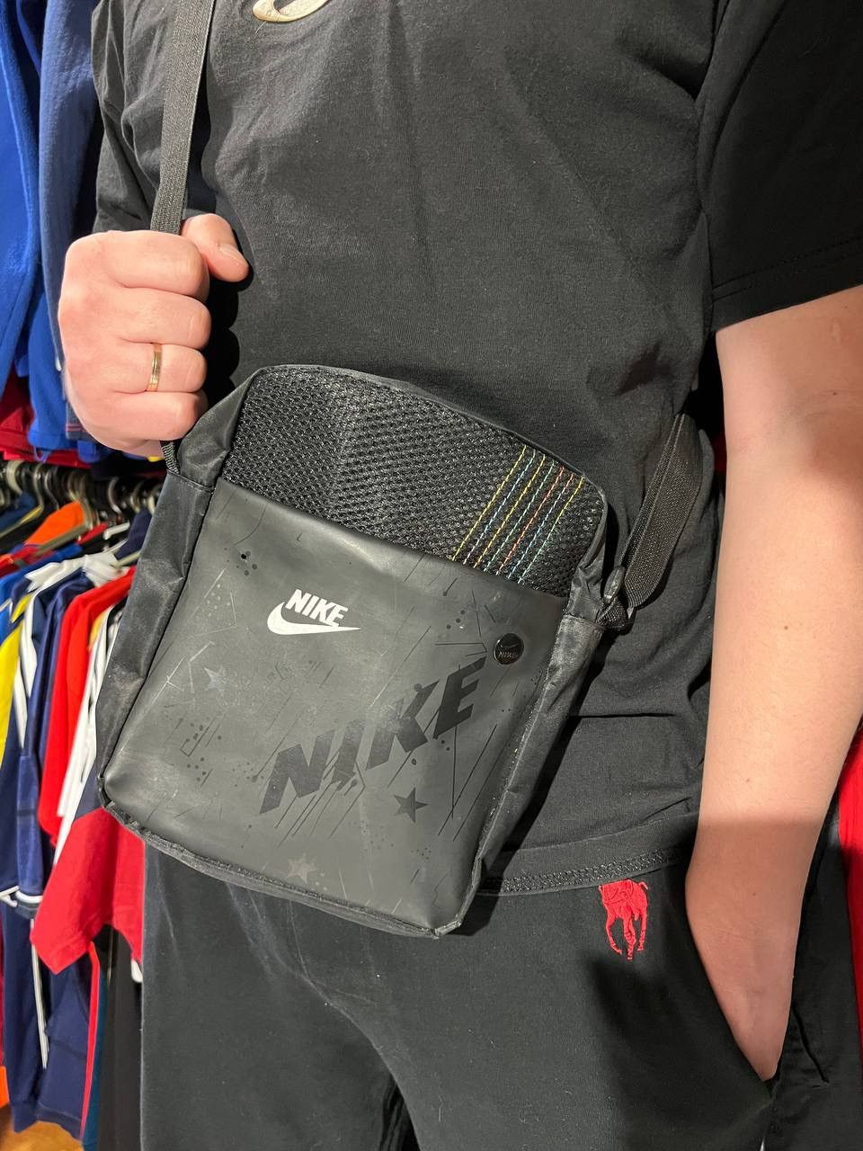 Nike Vintage Nike Messenger Bag Shoulders Swoosh 90s Drill Size ONE SIZE - 1 Thumbnail
