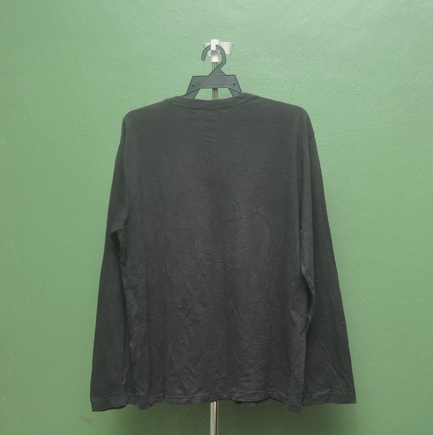 Disney Vintage Nightmare Before Christmas Black Long Sleeve Shirt Size US M / EU 48-50 / 2 - 2 Thumbnail